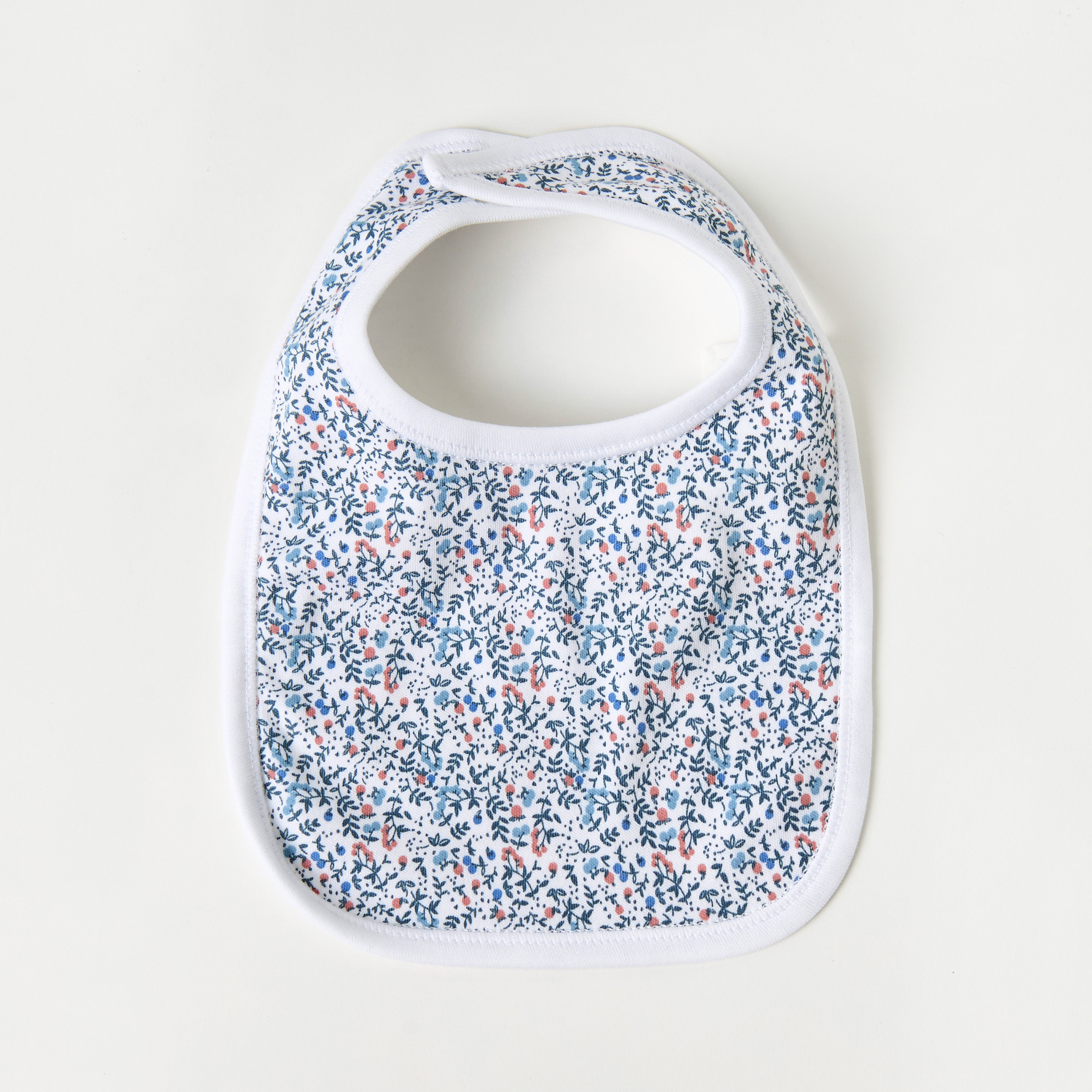 مريلة بطبعات زهرية بشريط إغلاق من جونيورز- طقم من قطعتين-baby-feeding-bibs-image-2
