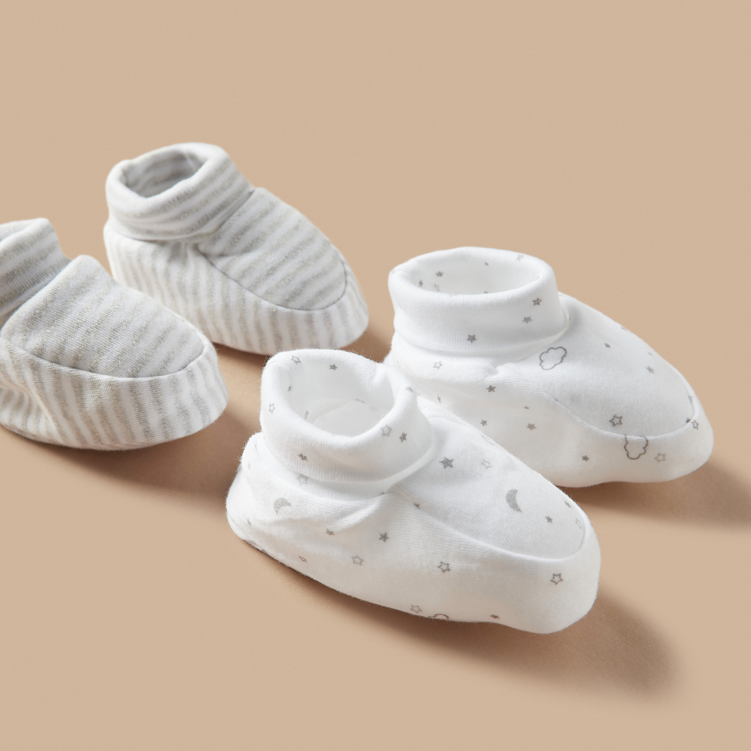 بوت بطبعات من جونيورز- طقم من زوجين-baby-boys-shoes-booties-image-3