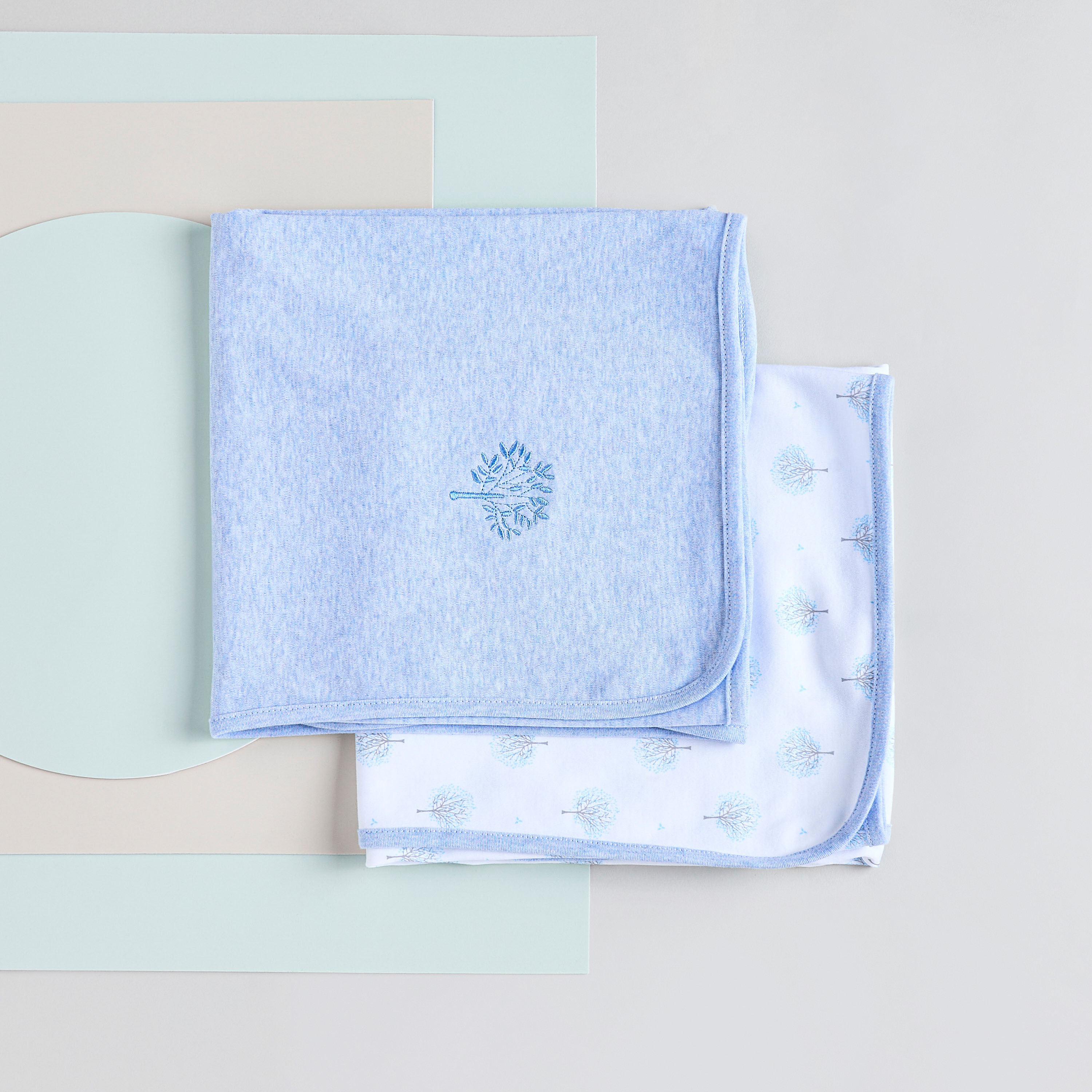 Newborn baby blanket online hotsell