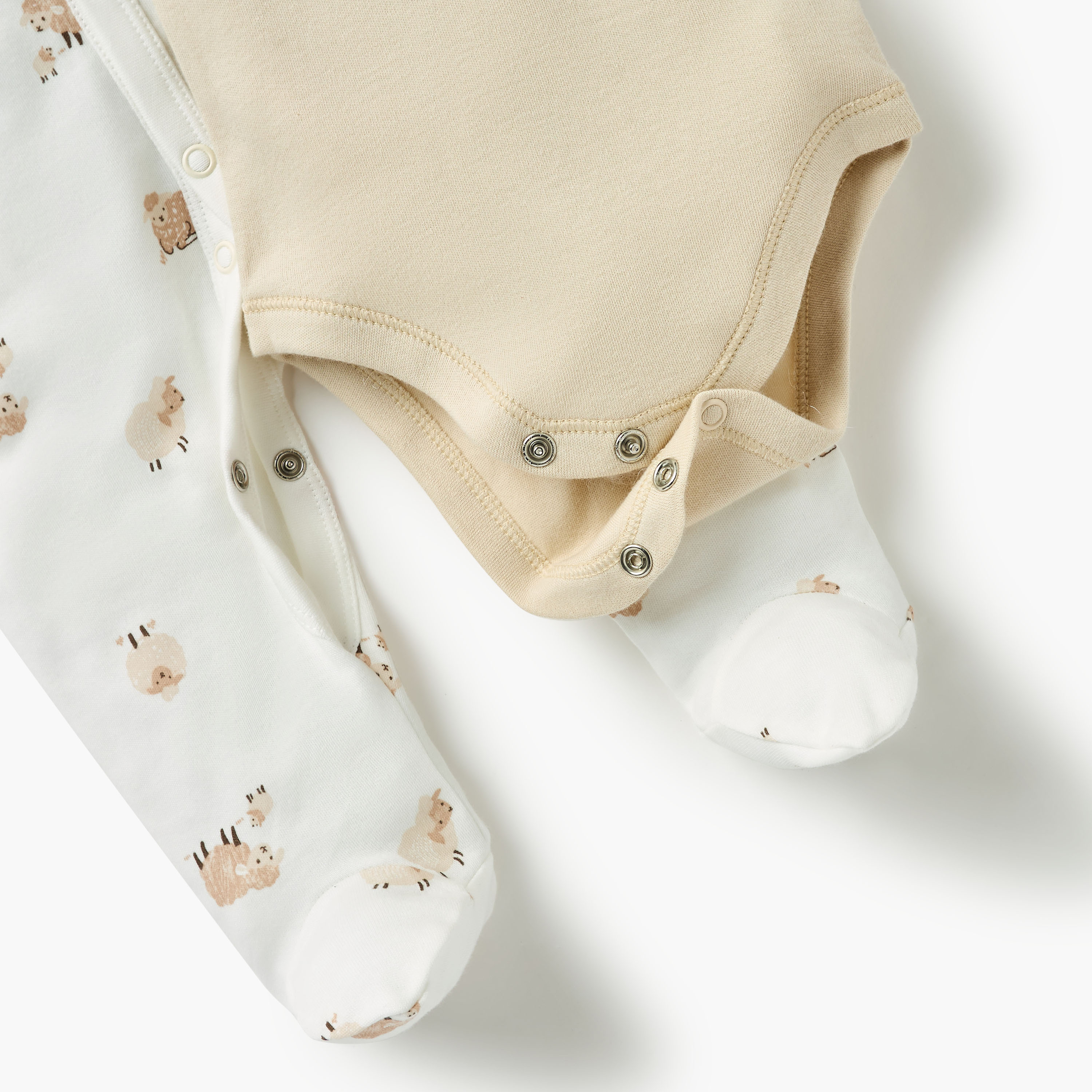 Juniors 6-Piece Sheep Print Assorted Clothing Gift Set-baby-boys-clothing-multipacks-image-8