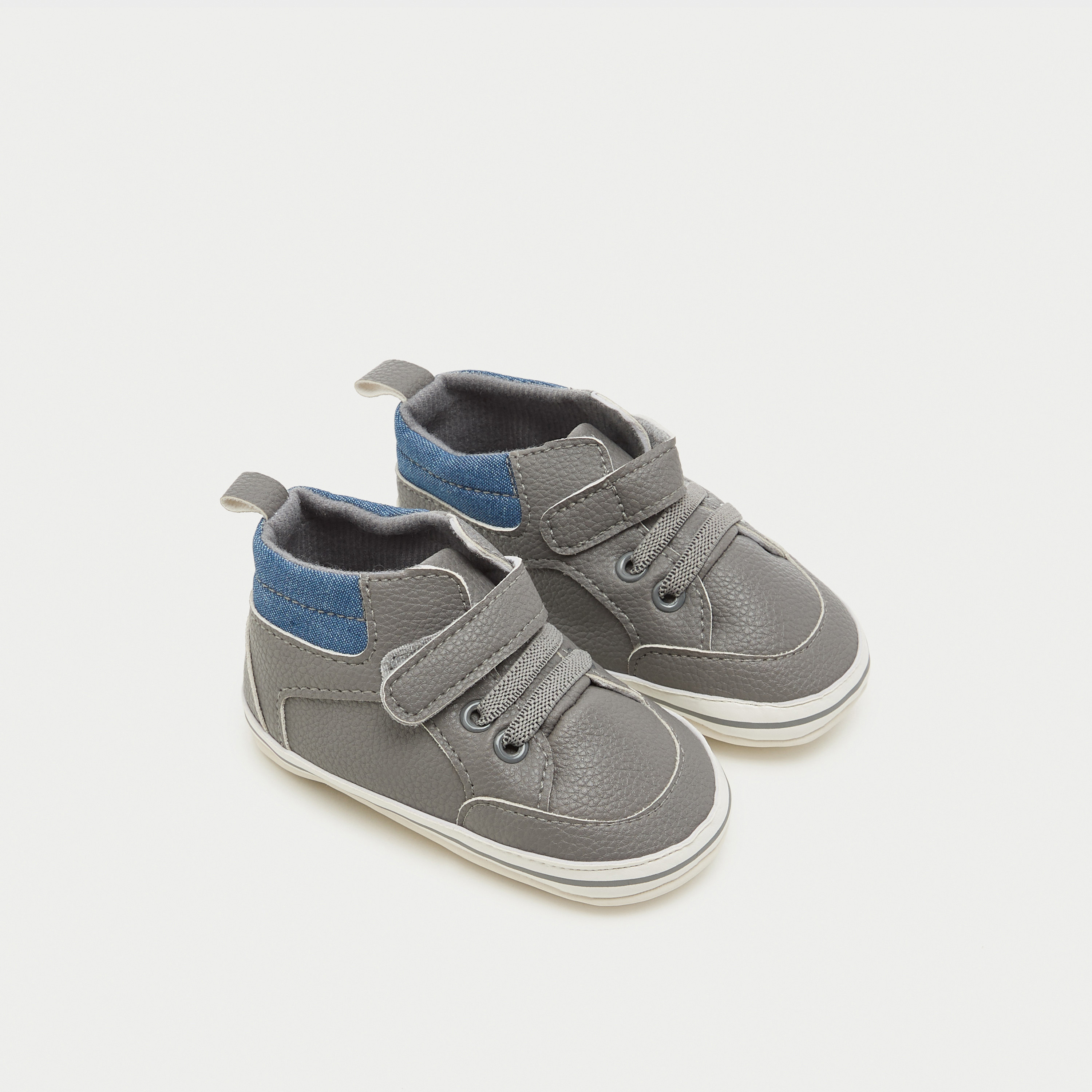 بوت متعدد التصاميم بشريط إغلاق لاصق من جونيورز-baby-boys-shoes-booties-image-2