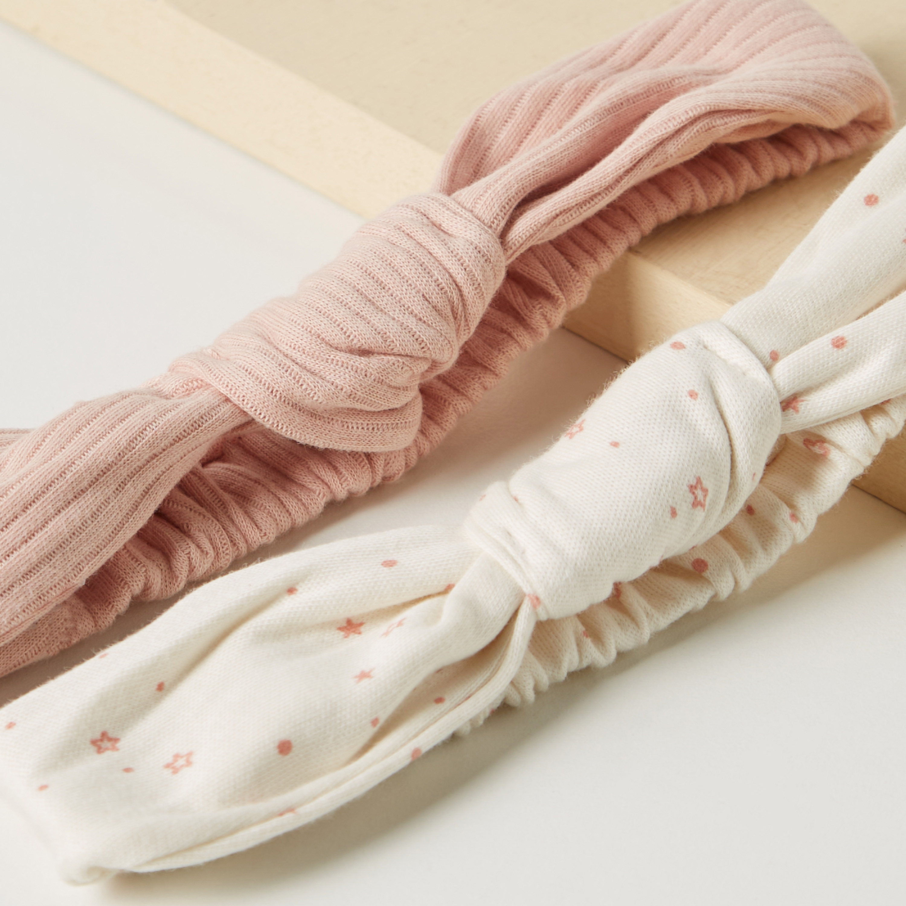 ربطات رأس بعقدة من جونيورز- طقم من قطعتين-baby-girls-accessories-hairaccessories-image-3