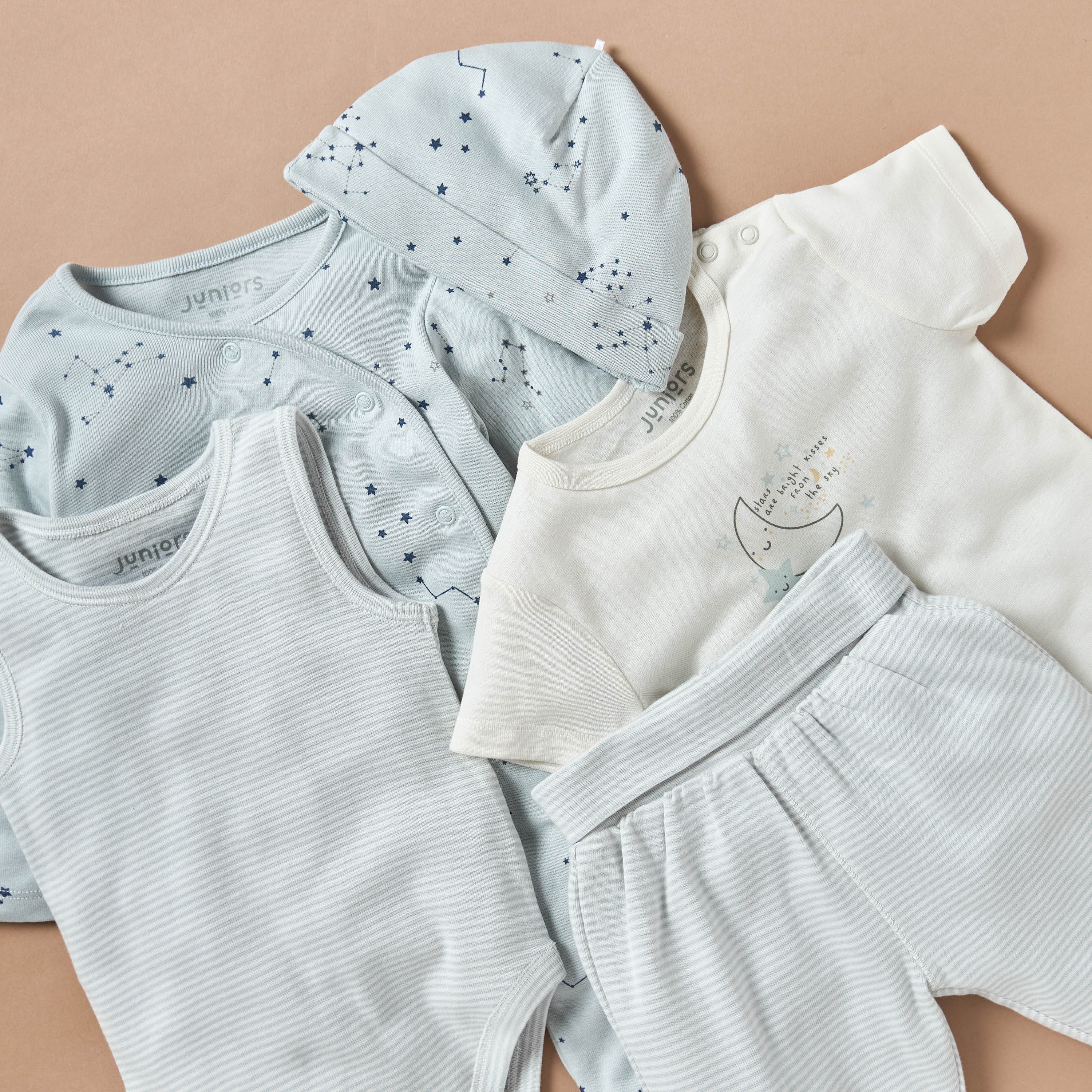 طقم هدايا ملابس 6 قطع بطبعات من جونيورز-baby-boys-clothing-multipacks-image-4
