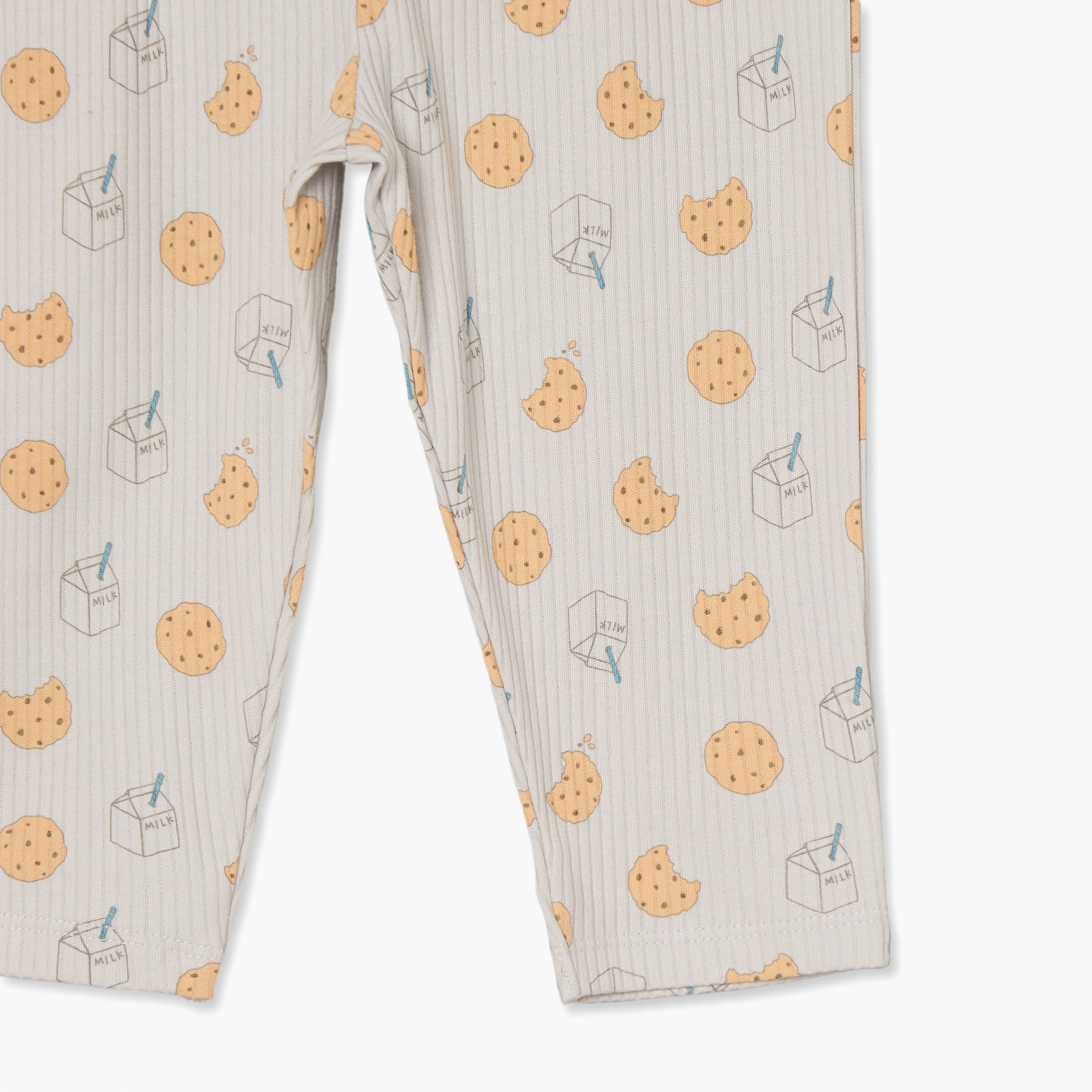 طقم بيجاما قطن برقبة ضيقة وأكمام طويلة وطبعات من جونيورز-promo_babyshop_Buy3for7.9_KWT030926-image-10