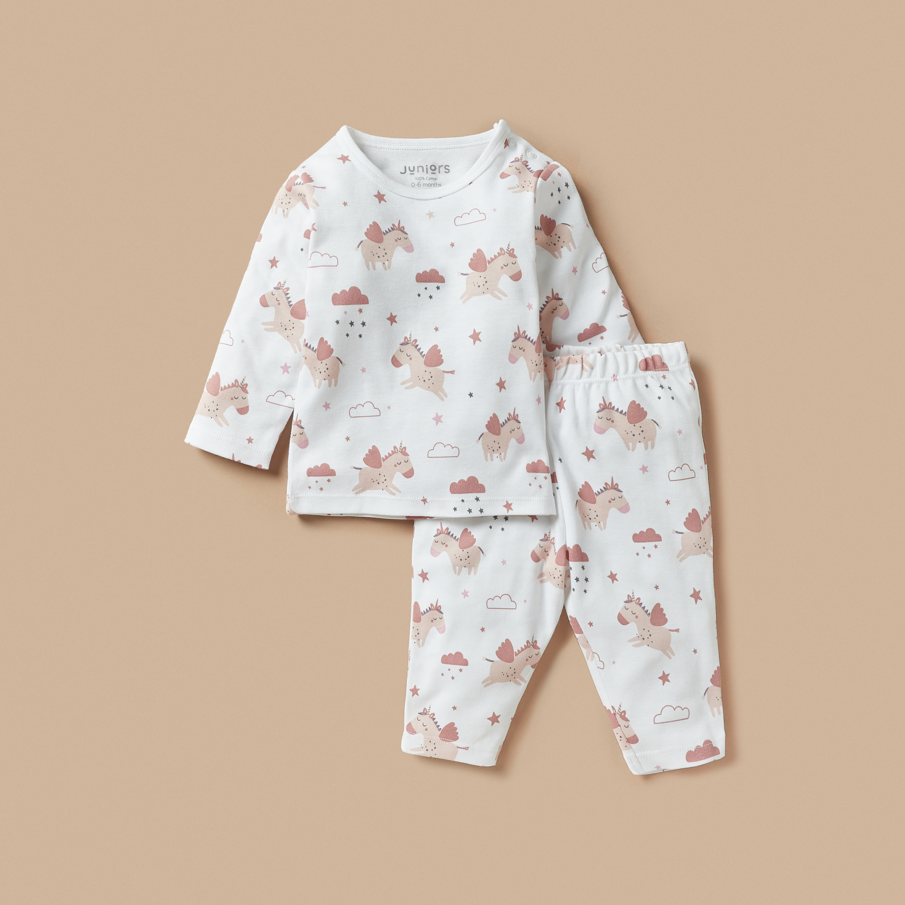 طقم بنطلون بيجاما وتيشيرت بأكمام طويلة وطبعات من جونيورز-baby-girls-clothing-nightwear-pyjamasets-image-1