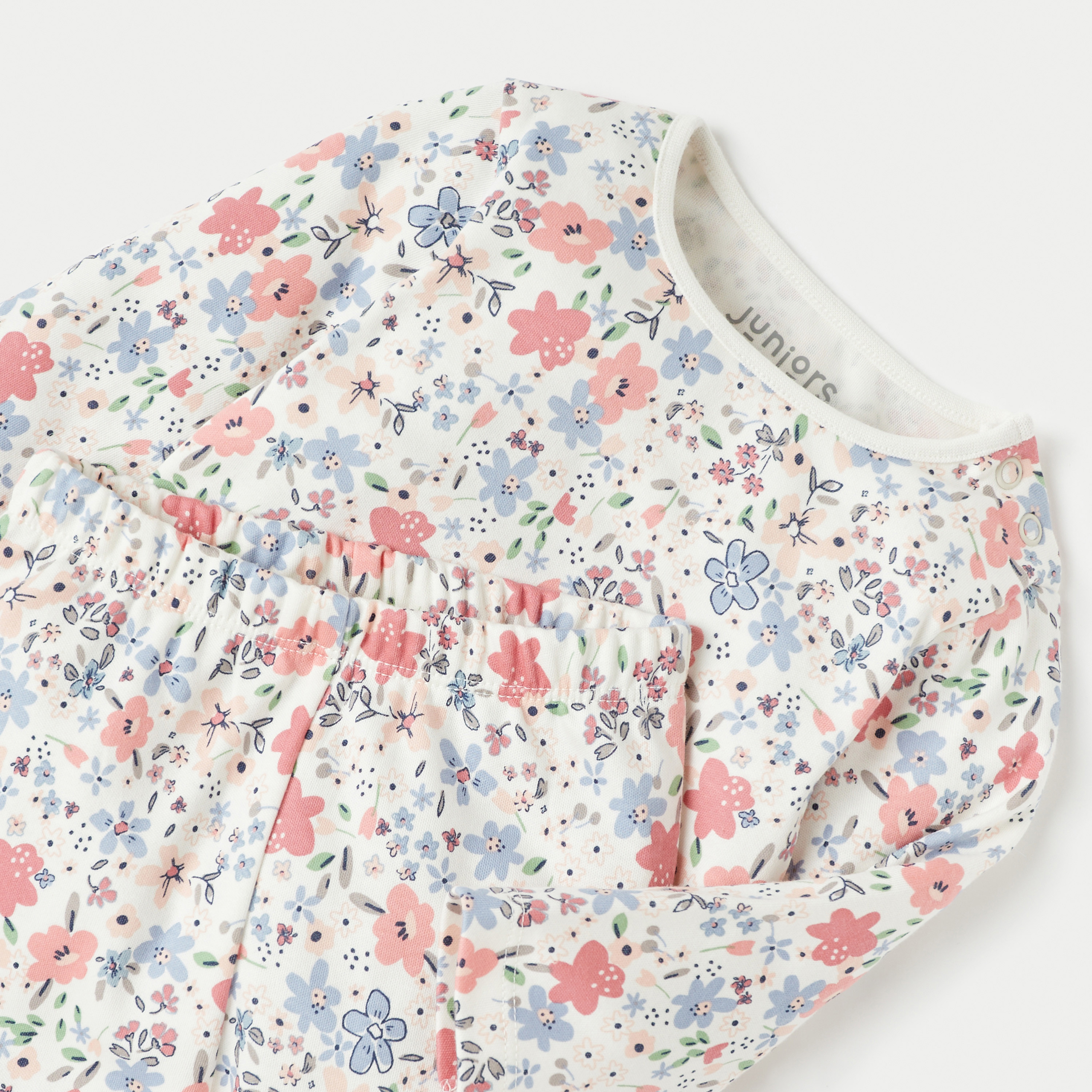 طقم بنطلون بيجاما وتيشيرت بطبعات أزهار من جونيورز-baby-girls-clothing-nightwear-pyjamasets-image-4