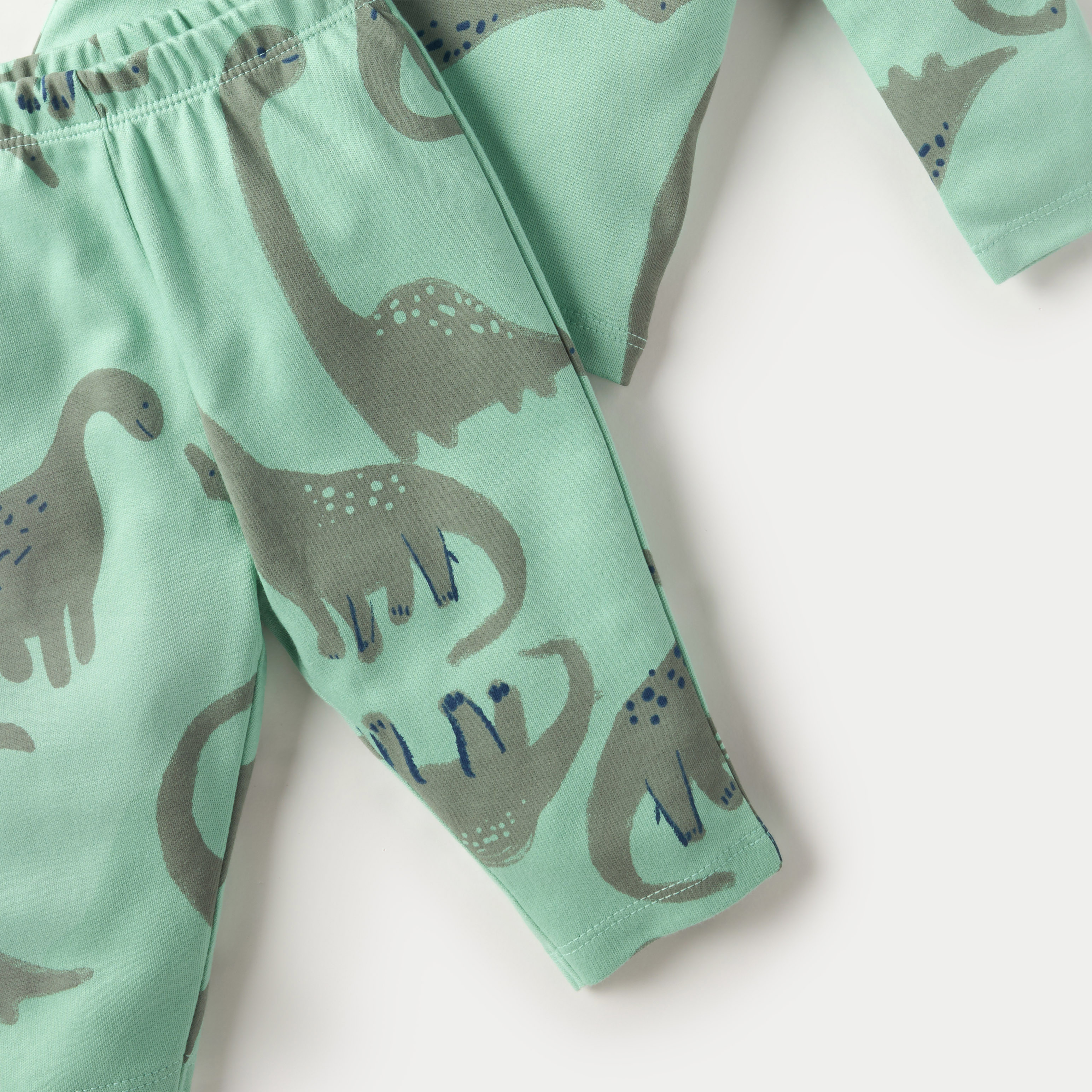 طقم بنطلون بيجاما بخصر مطاطي وتيشيرت بأكمام طويلة وطبعات ديناصور من جونيورز-baby-boys-clothing-nightwear-pyjamasets-image-5