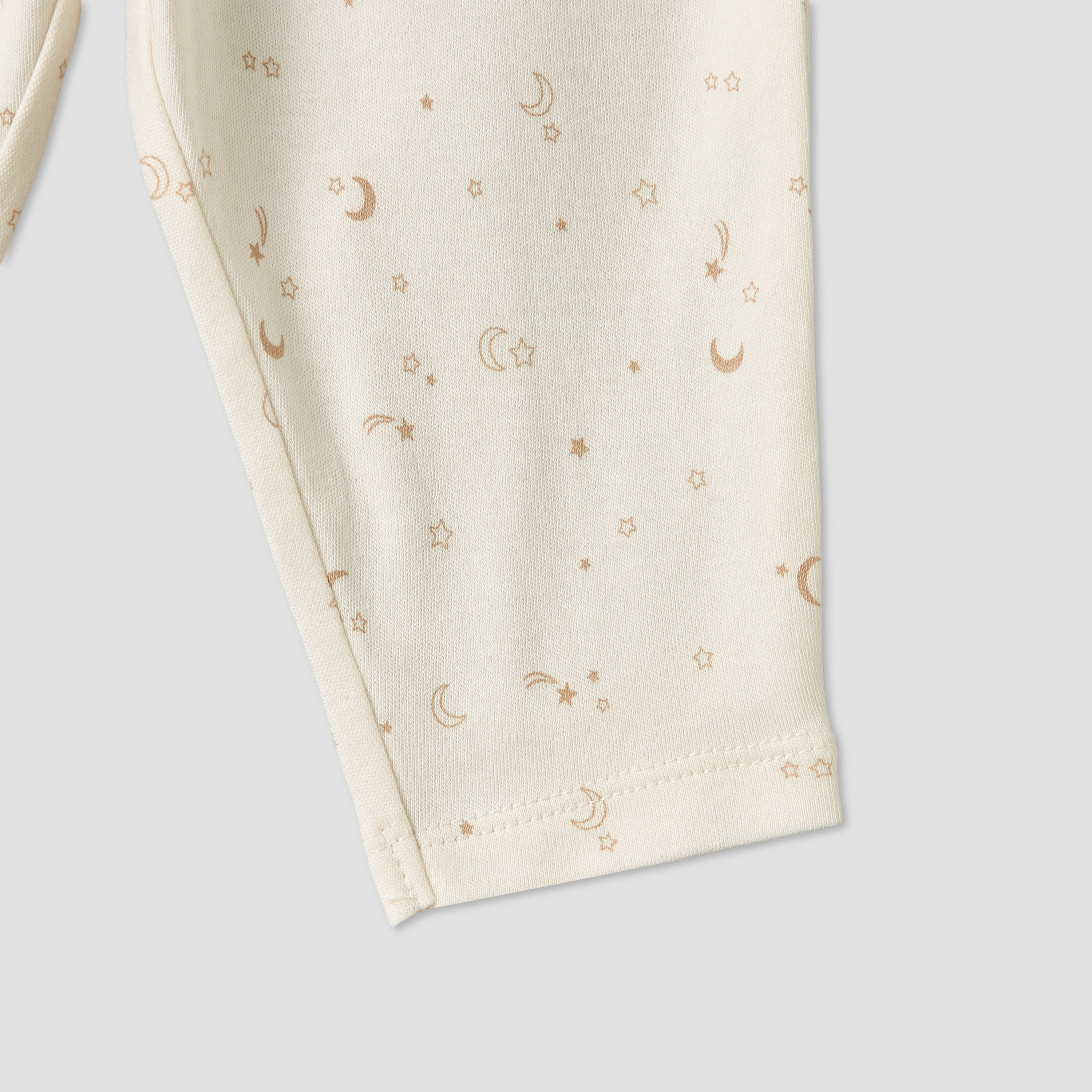 Juniors Cotton Round Neck Long Sleeves Pyjama Set with Celestial Print-baby-boys-clothing-nightwear-pyjamasets-image-9