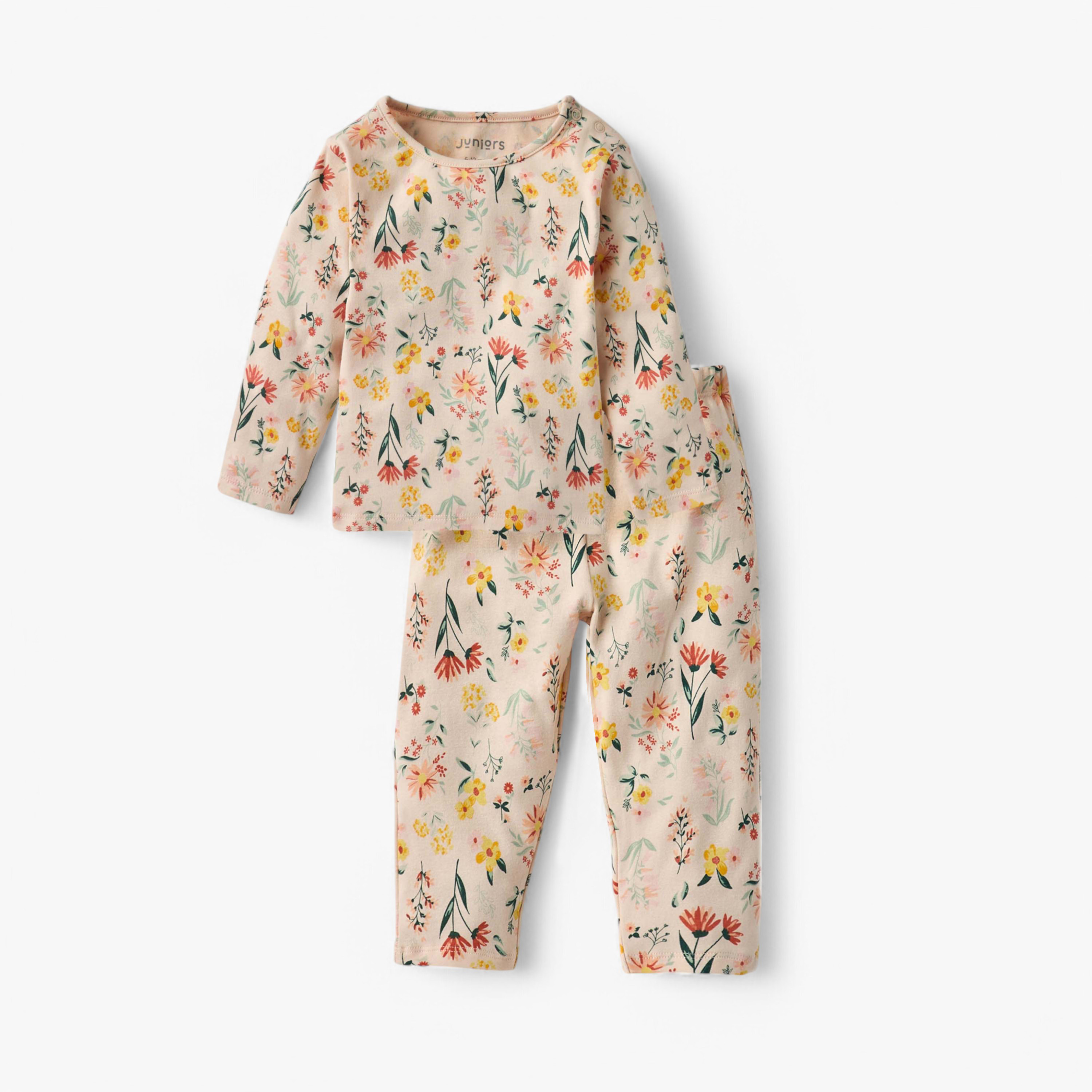 طقم بنطلون بيجاما وتيشيرت بطبعات أزهار من جونيورز-baby-girls-clothing-nightwear-pyjamasets-image-1