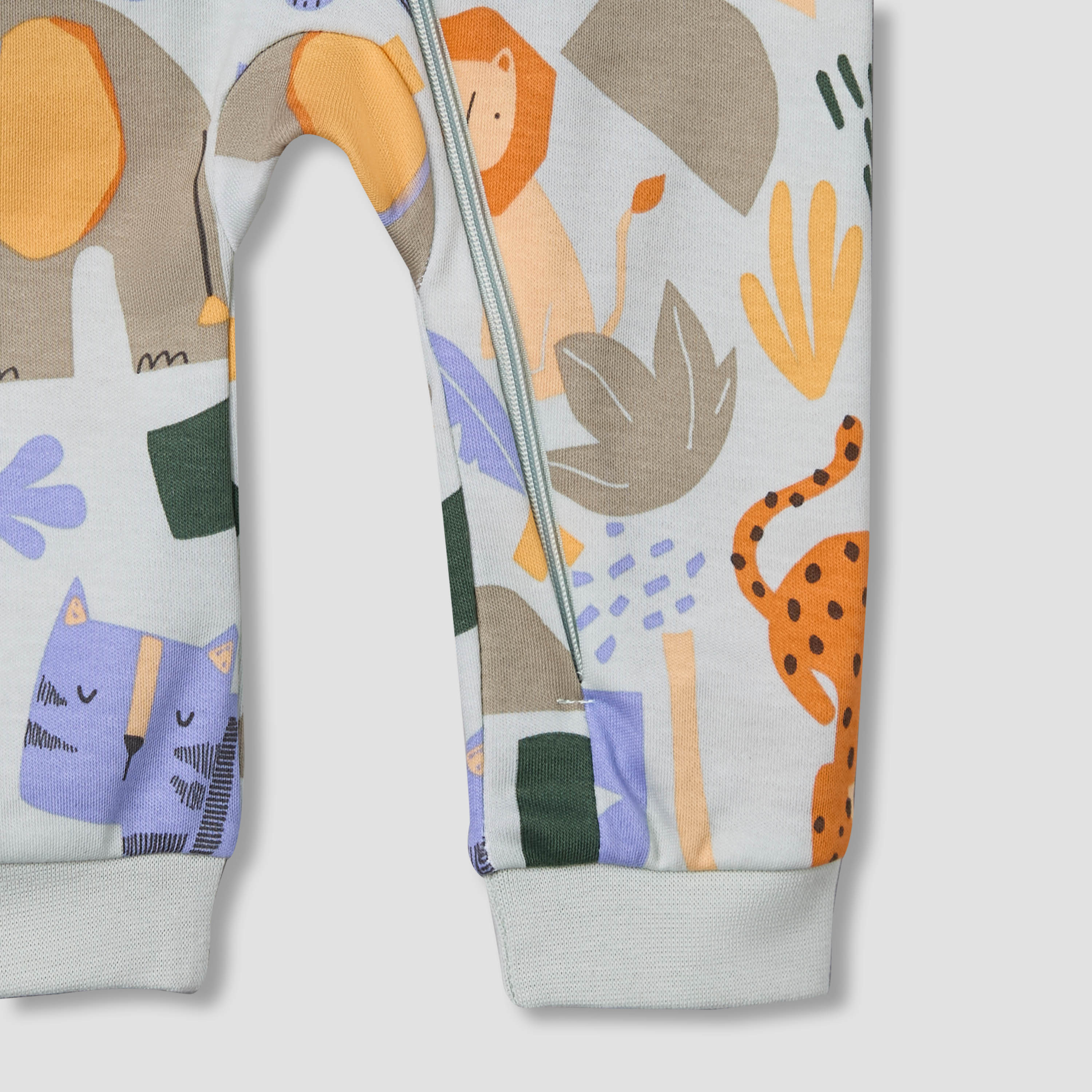 Juniors Cotton Round Neck Long Sleeves Sleepsuit with Safari Print-baby-boys-clothing-nightwear-sleepsuits-image-5