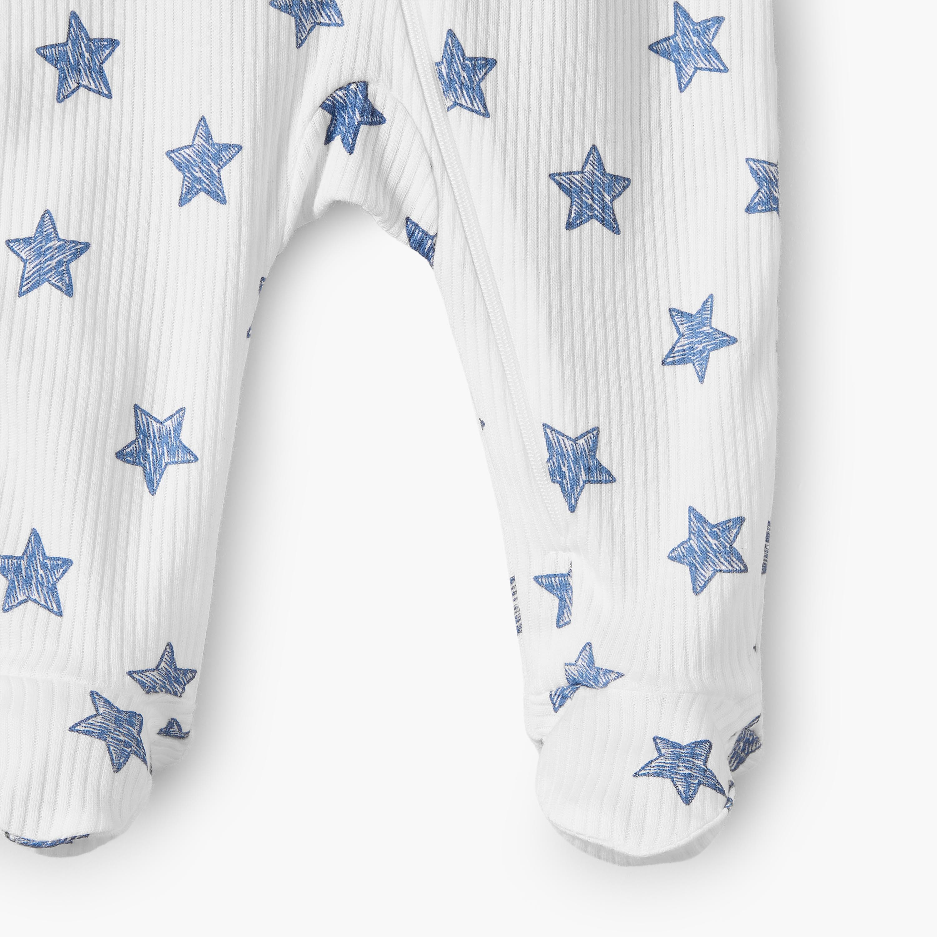 بدلة نوم من القطن بياقة ضيقة وأكمام طويلة بطبعات نجوم من جونيورز - عبوة من 5 قطع-baby-boys-clothing-nightwear-sleepsuits-image-100