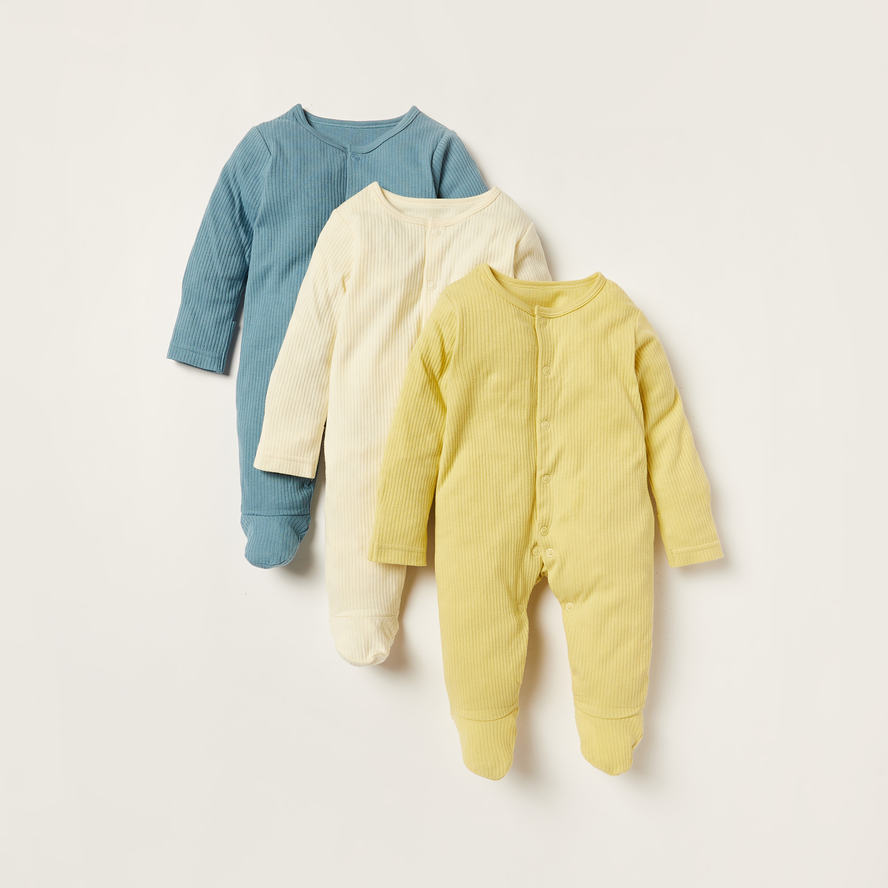 طقم نوم بارزة الملمس بأكمام طويلة من جونيورز- طقم من 3 قطع-baby-boys-clothing-nightwear-sleepsuits-image-1