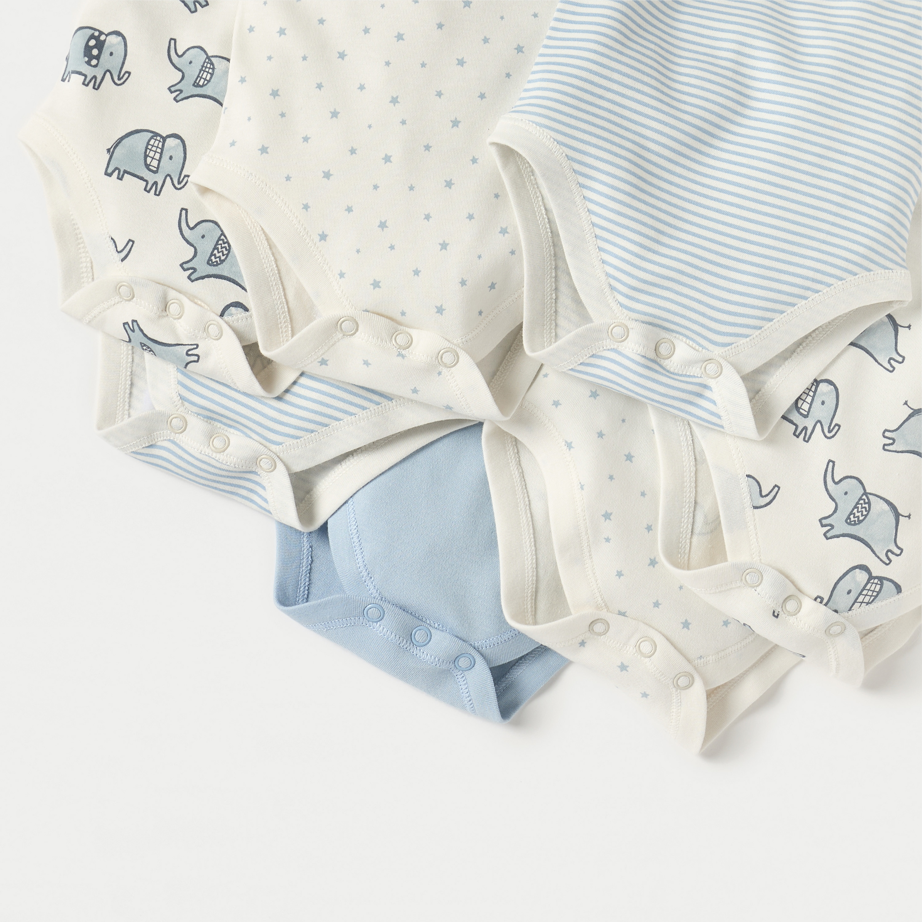 بودي سوت دون أكمام بطبعات وأزرار إغلاق كباسة من جونيورز - طقم من 7 قطع-baby-boys-clothing-multipacks-image-4