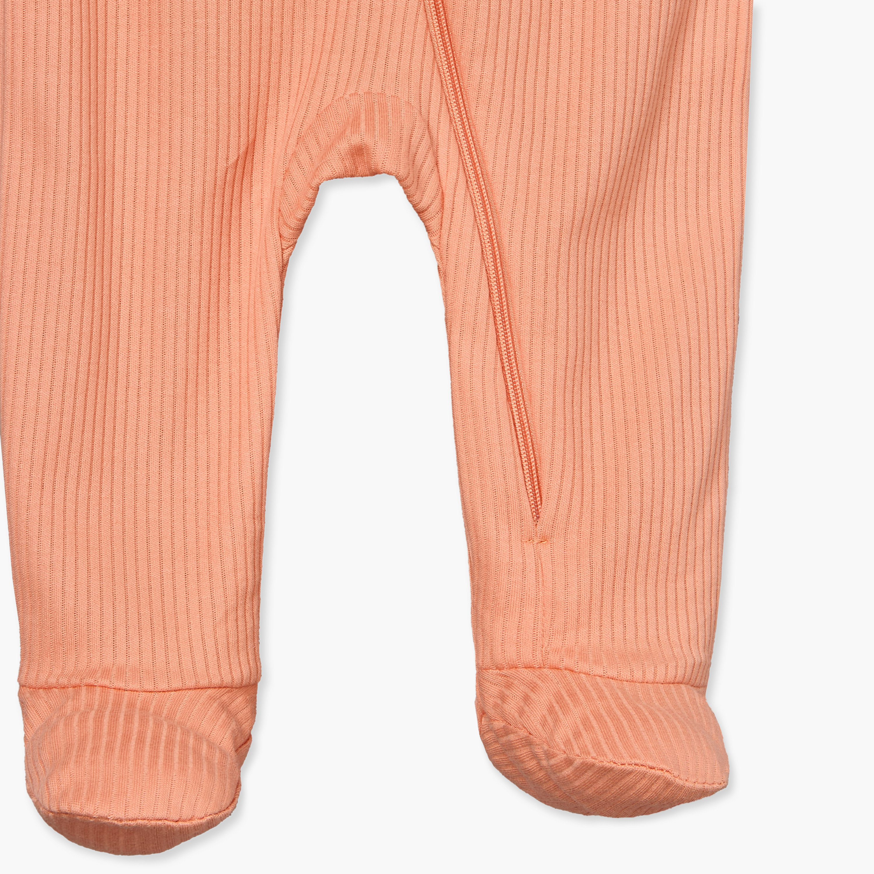 بدلات نوم قطنية بياقة ضيقة وأكمام طويلة بطبعات رياضية من جونيورز - عبوة من 5 قطع-baby-boys-clothing-nightwear-sleepsuits-image-9
