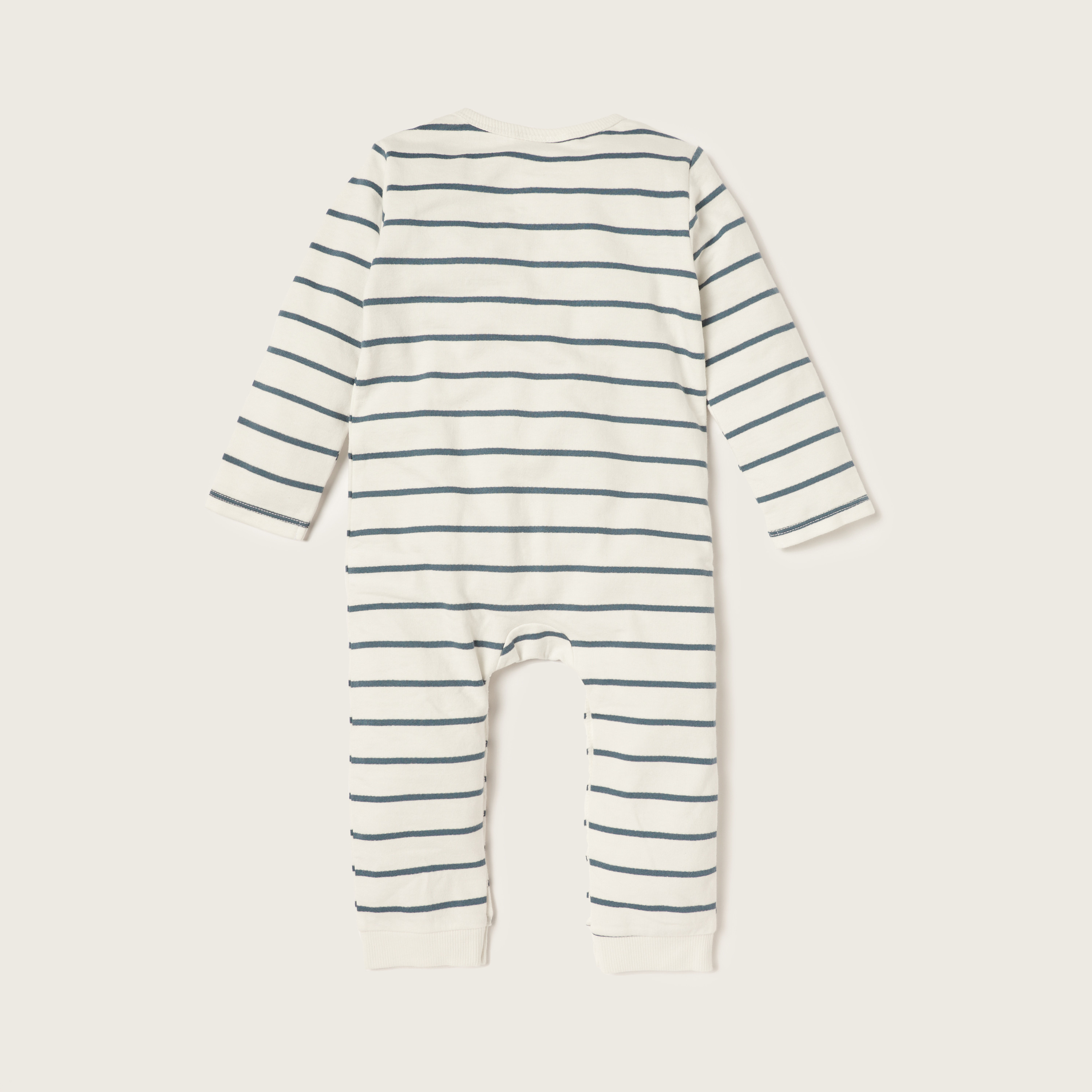 أفرول مخطط بياقة مستديرة وتفاصيل زخارف من جونيورز-baby-girls-clothing-nightwear-sleepsuits-image-4
