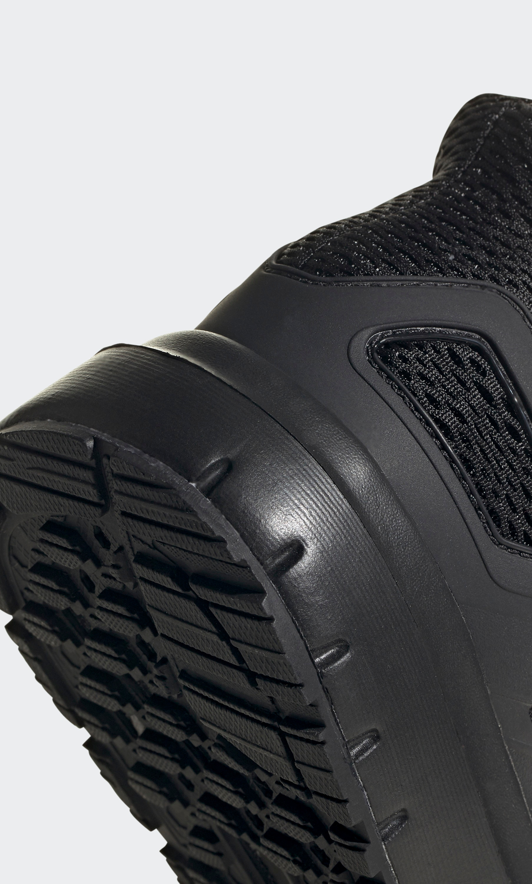 حذاء الجري من اديداس ألتماشو للرجال FX3632-sports-men-shoes-image-3