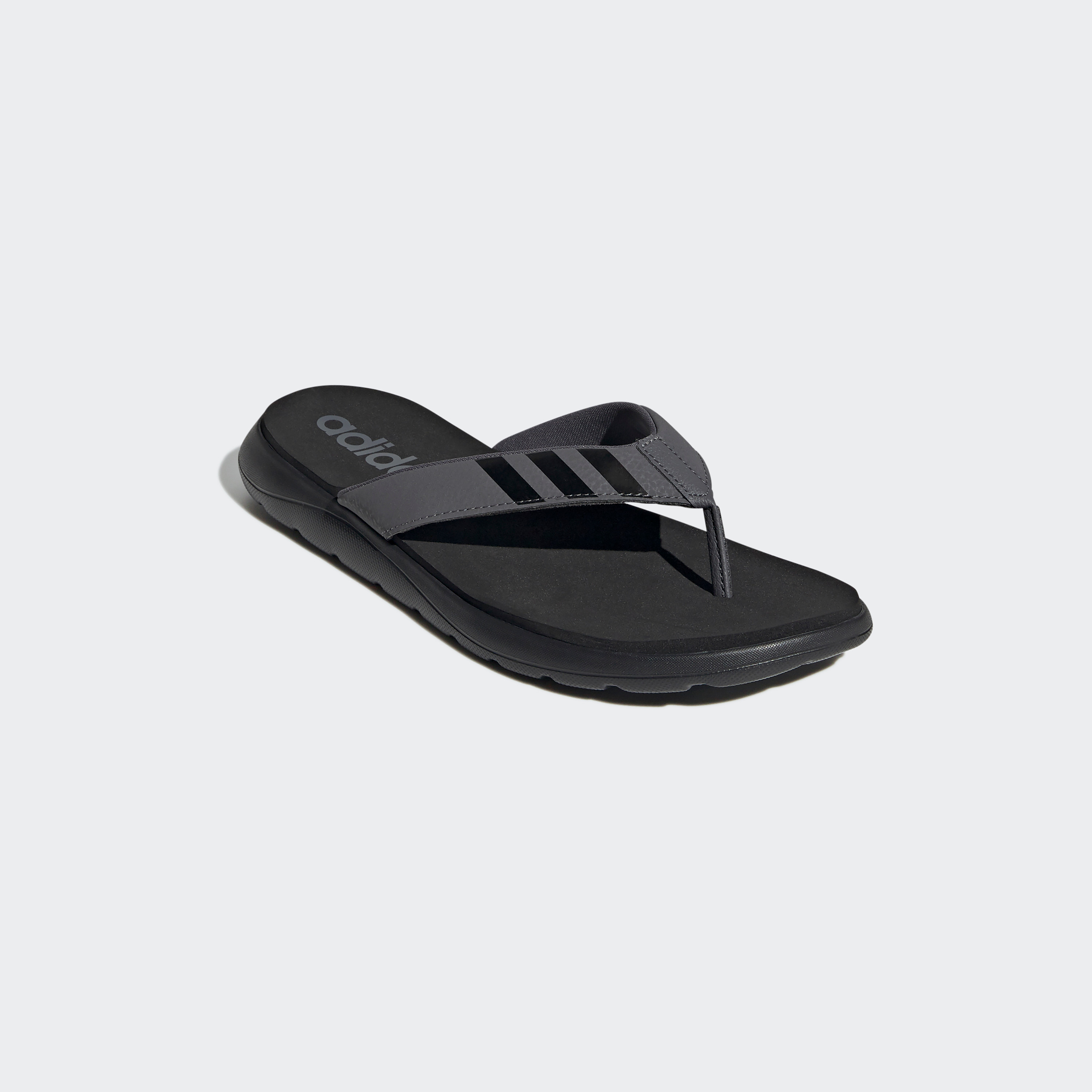 شبشب مريح للجنسين من اديداس | او اي-men-shoes-flipflopsandslides-image-1