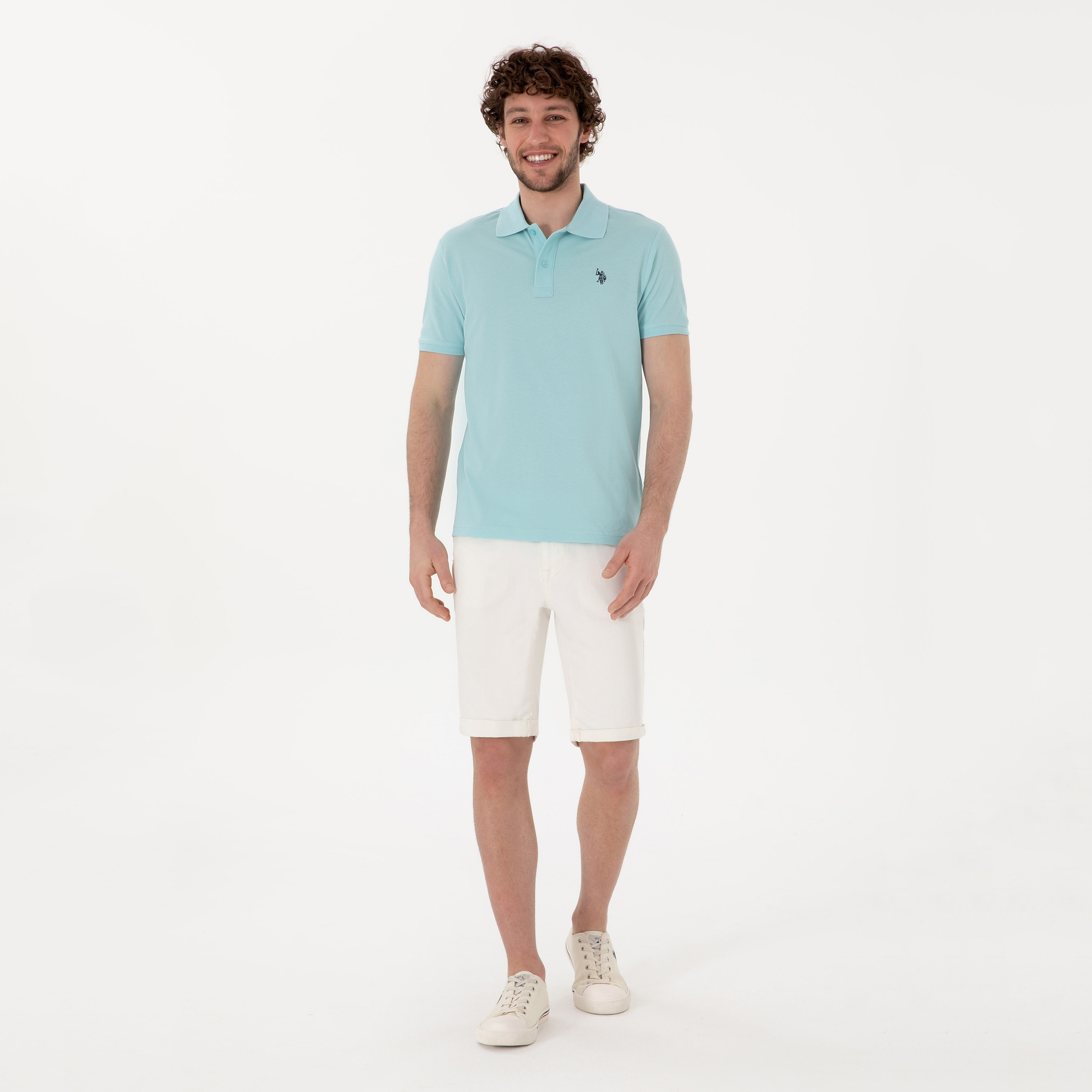 تي شيرت بولو رجالي، بقصة ضيقة وياقة سادة وأكمام قصيرة من يو إس بولو أسسن-men-clothing-tshirtsandpolos-polos-image-8