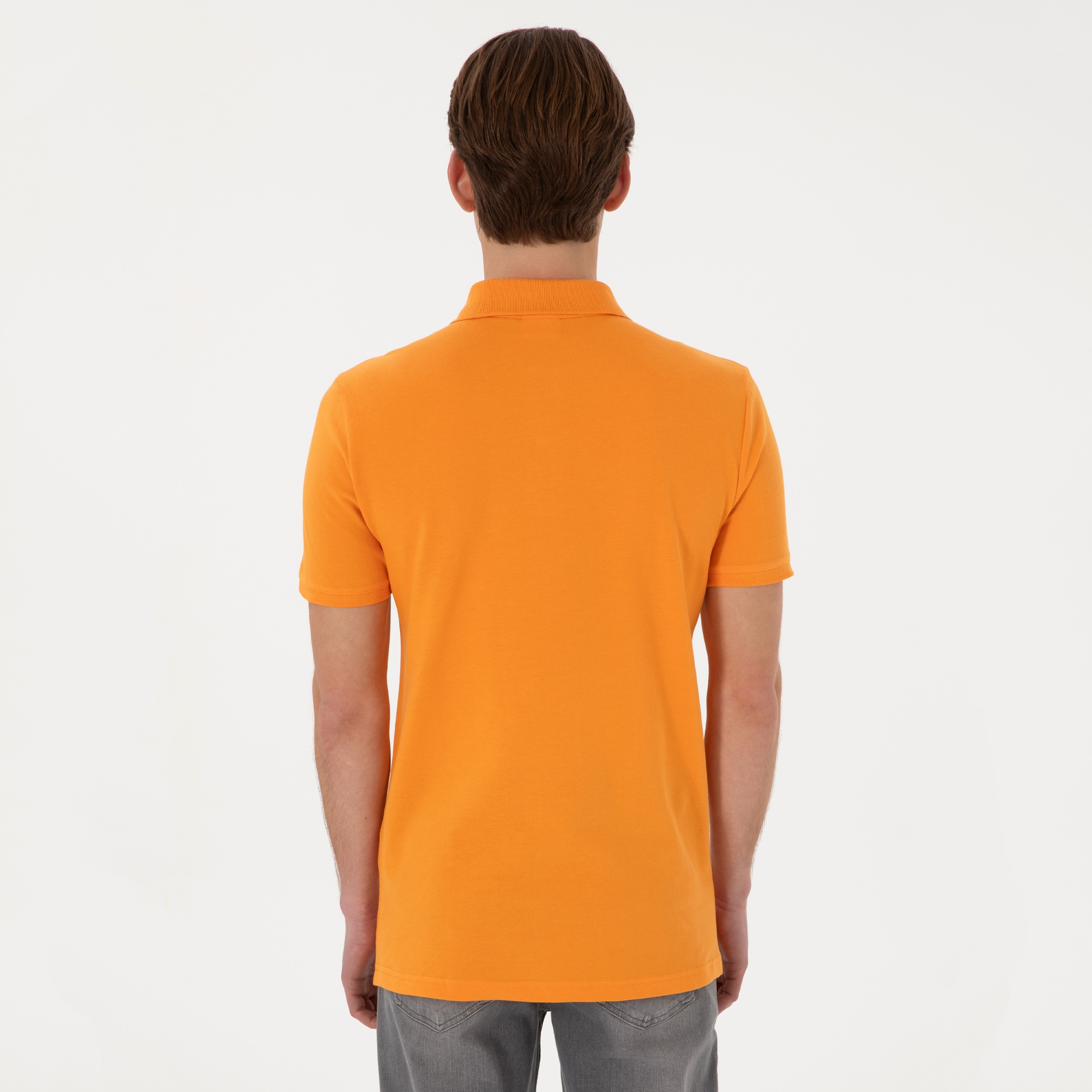 تي شيرت بولو رجالي، بقصة ضيقة وياقة سادة وأكمام قصيرة من يو إس بولو أسسن-men-clothing-tshirtsandpolos-polos-image-50