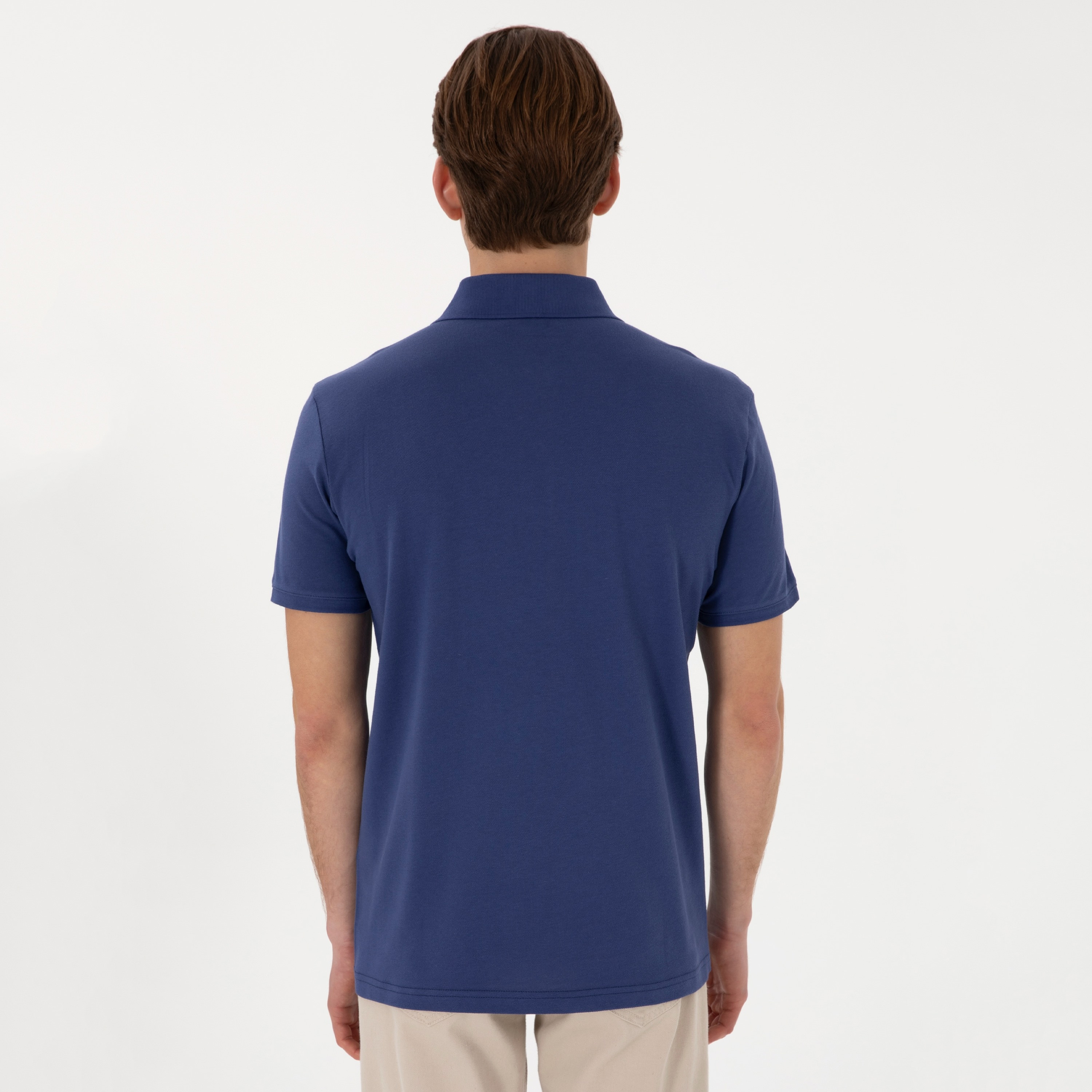 تي شيرت بولو رجالي، بقصة ضيقة وياقة سادة وأكمام قصيرة من يو إس بولو أسسن-men-clothing-tshirtsandpolos-polos-image-62