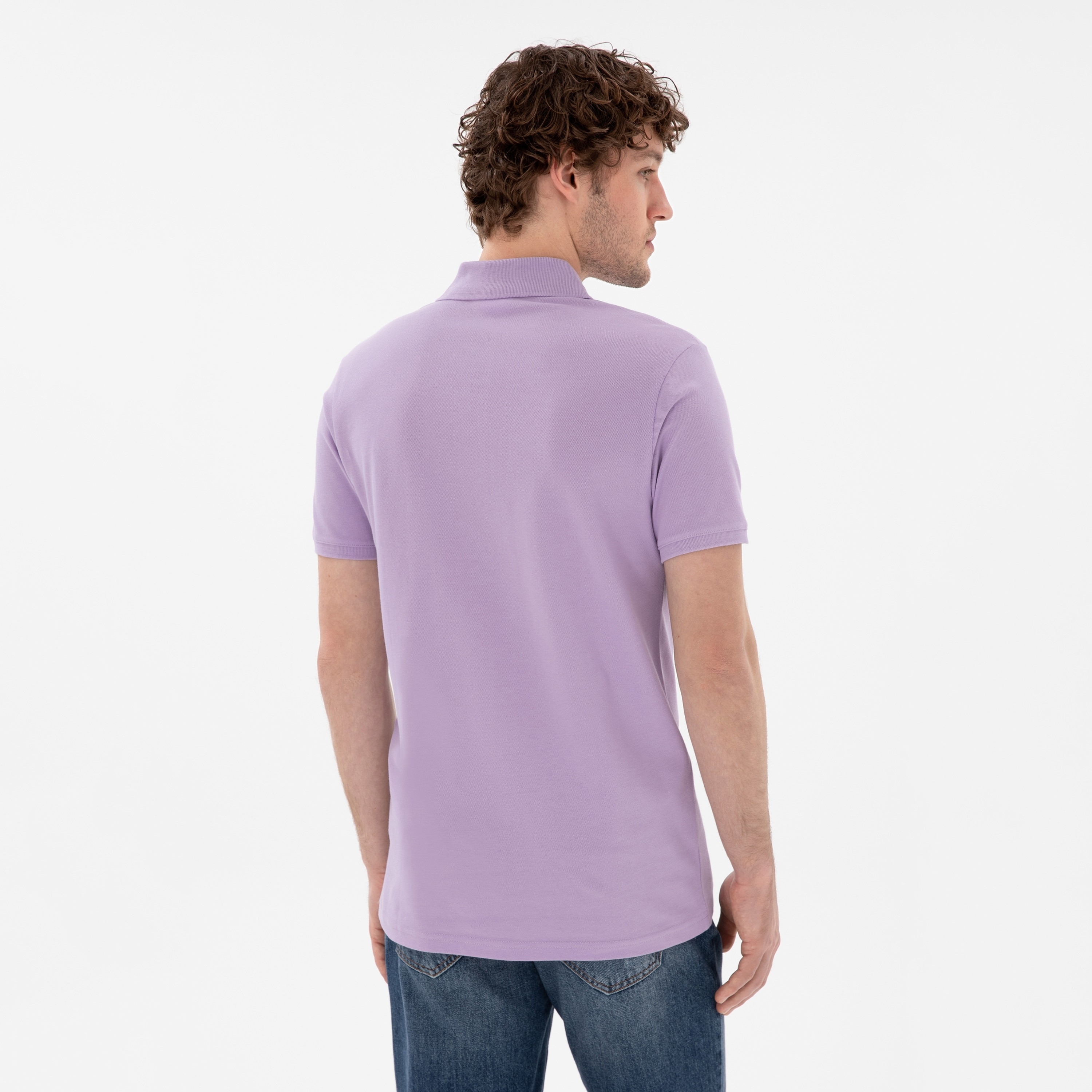 تي شيرت بولو رجالي، بقصة ضيقة وياقة سادة وأكمام قصيرة من يو إس بولو أسسن-men-clothing-tshirtsandpolos-polos-image-21