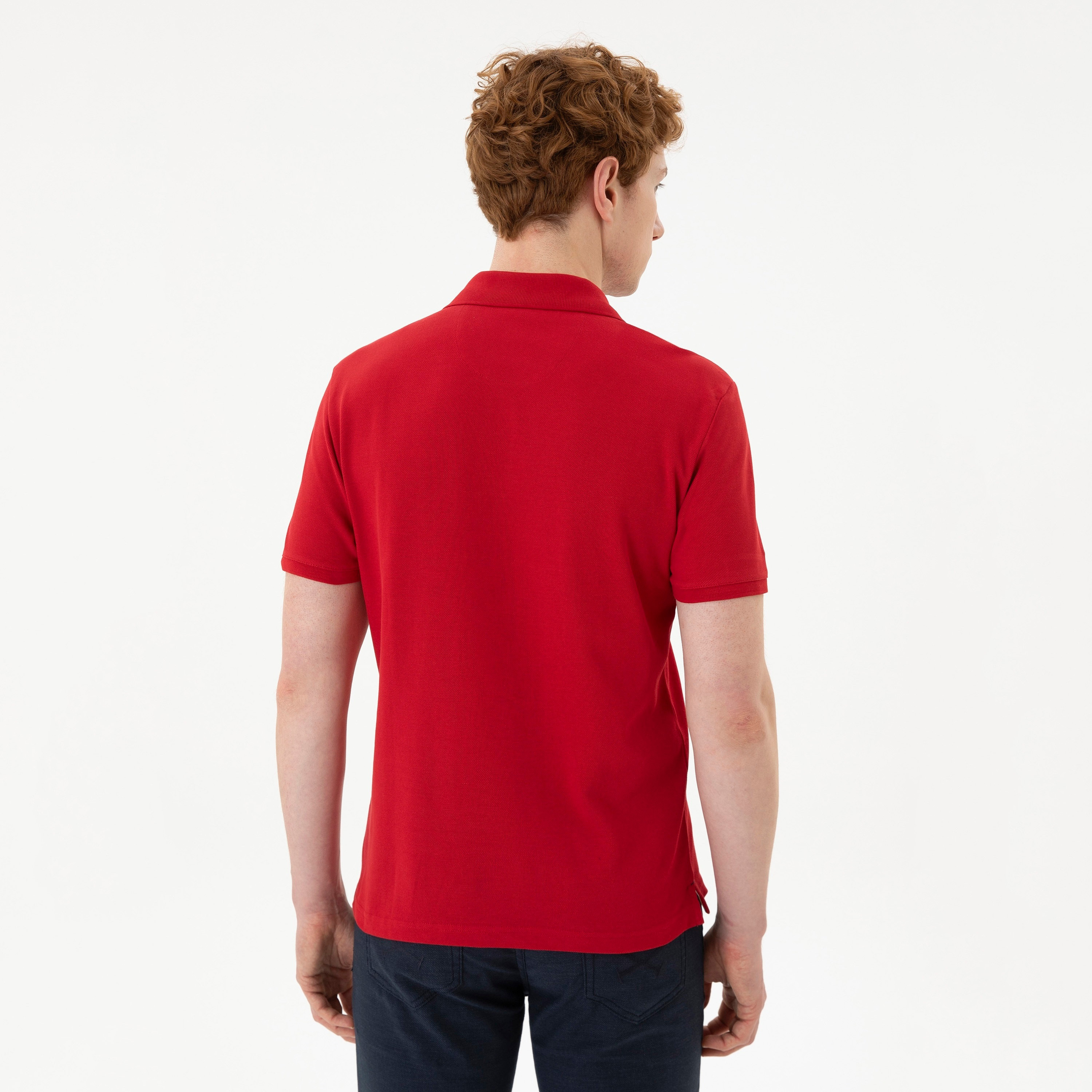تي شيرت بولو رجالي، بقصة ضيقة وياقة سادة وأكمام قصيرة من يو إس بولو أسسن-men-clothing-tshirtsandpolos-polos-image-26