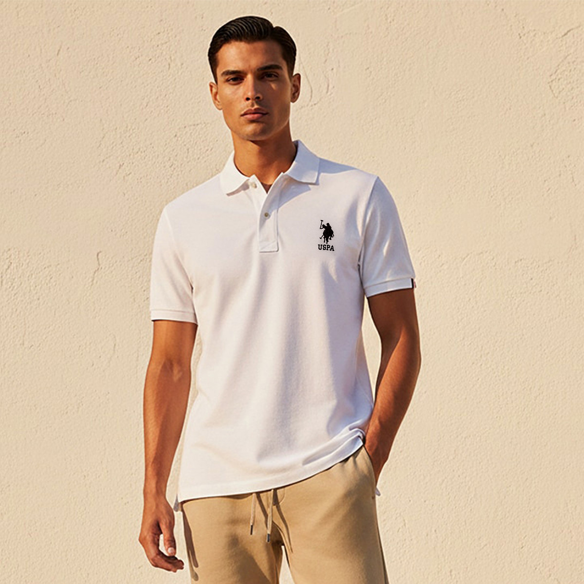 تي شيرت بولو رجالي، بقصة ضيقة وياقة سادة وأكمام قصيرة من يو إس بولو أسسن-men-clothing-tshirtsandpolos-polos-image-1
