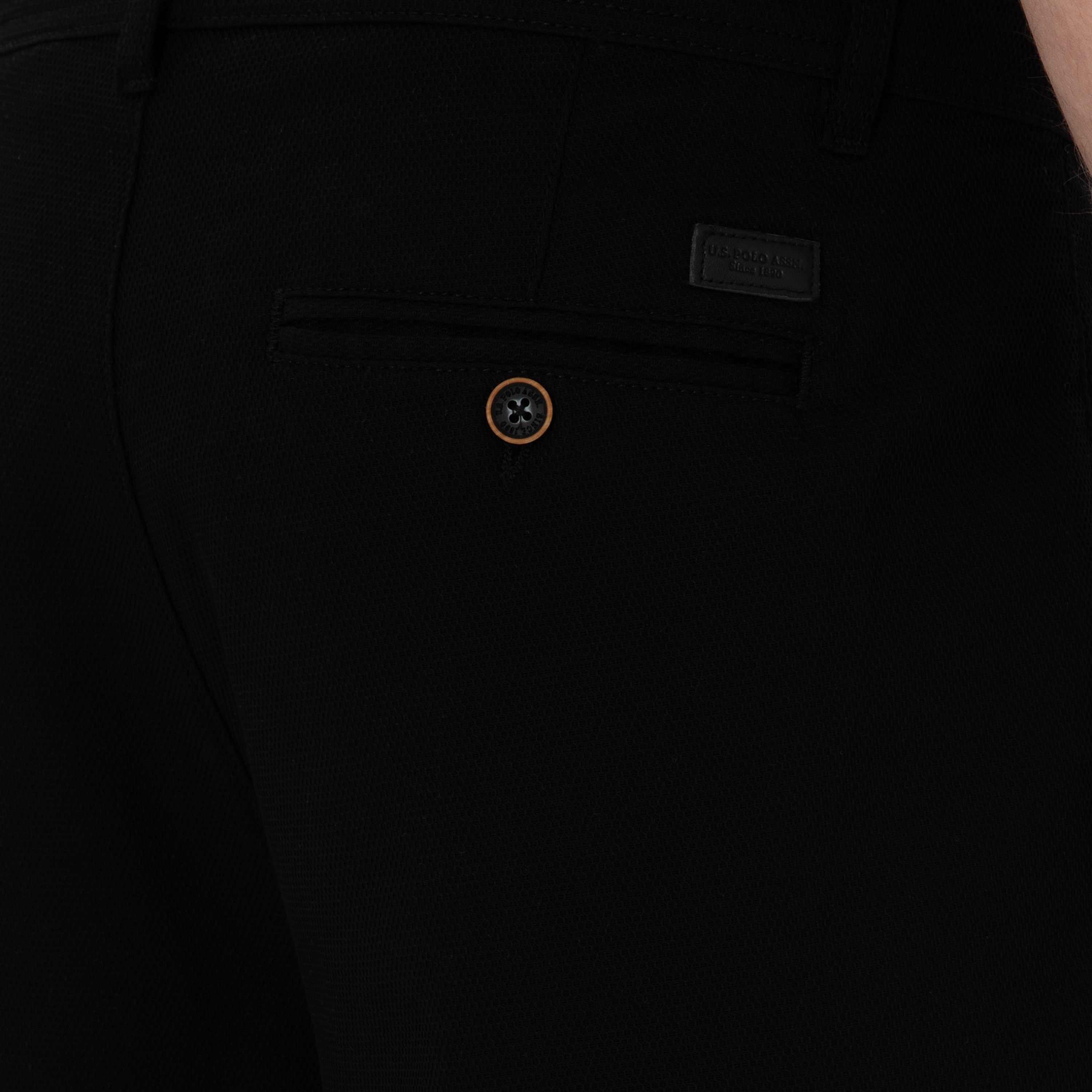 شورت رجالي، بقصة ضيقة وخصر متوسط، وأزرار وسحاب من يو إس بولو أسسن-men-clothing-bottoms-shorts-image-6
