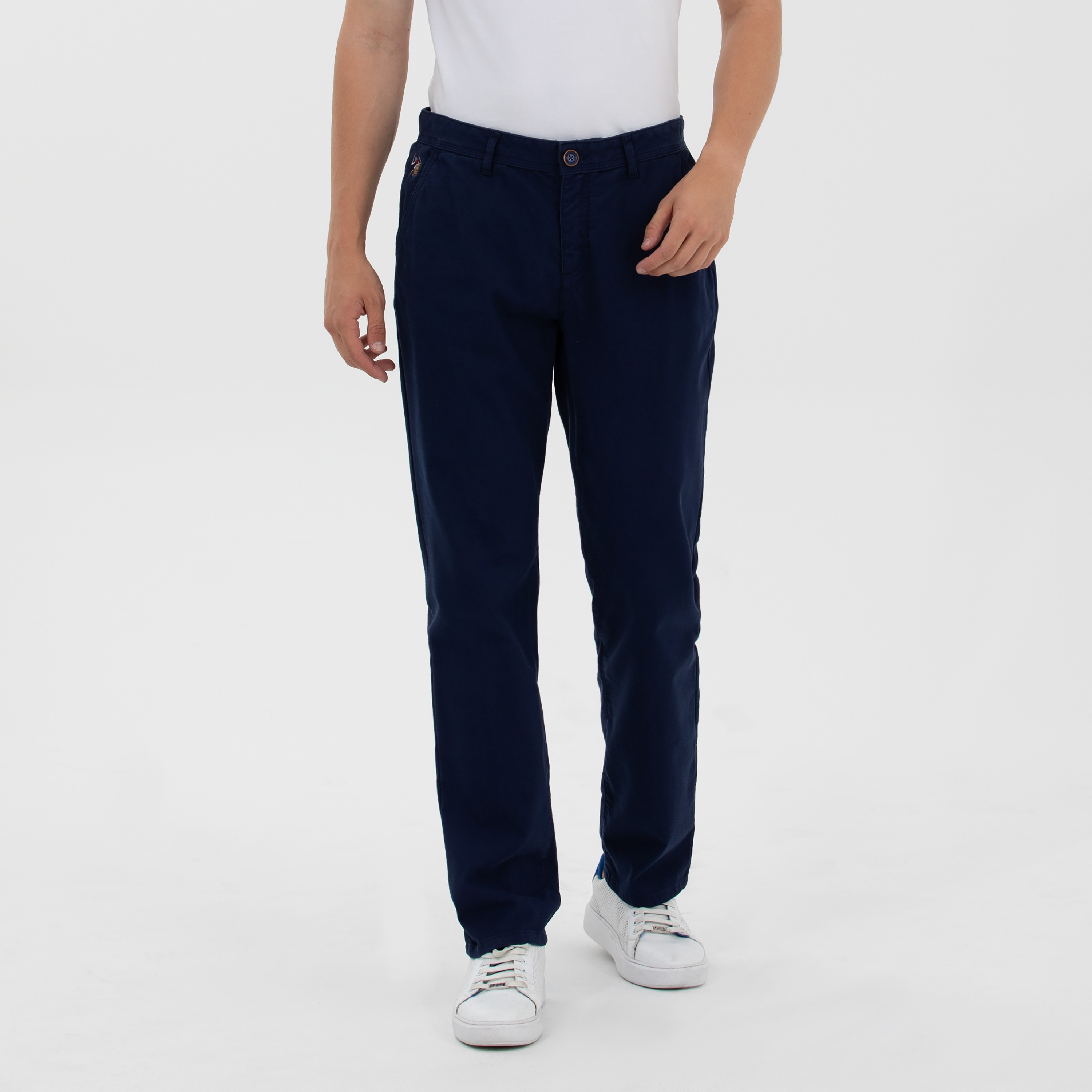  تشينوز من يو اس بولو اسن سادة بخصر متوسط مع مرتفع وجيب-men-clothing-bottoms-trousersandchinos-chinos-image-1