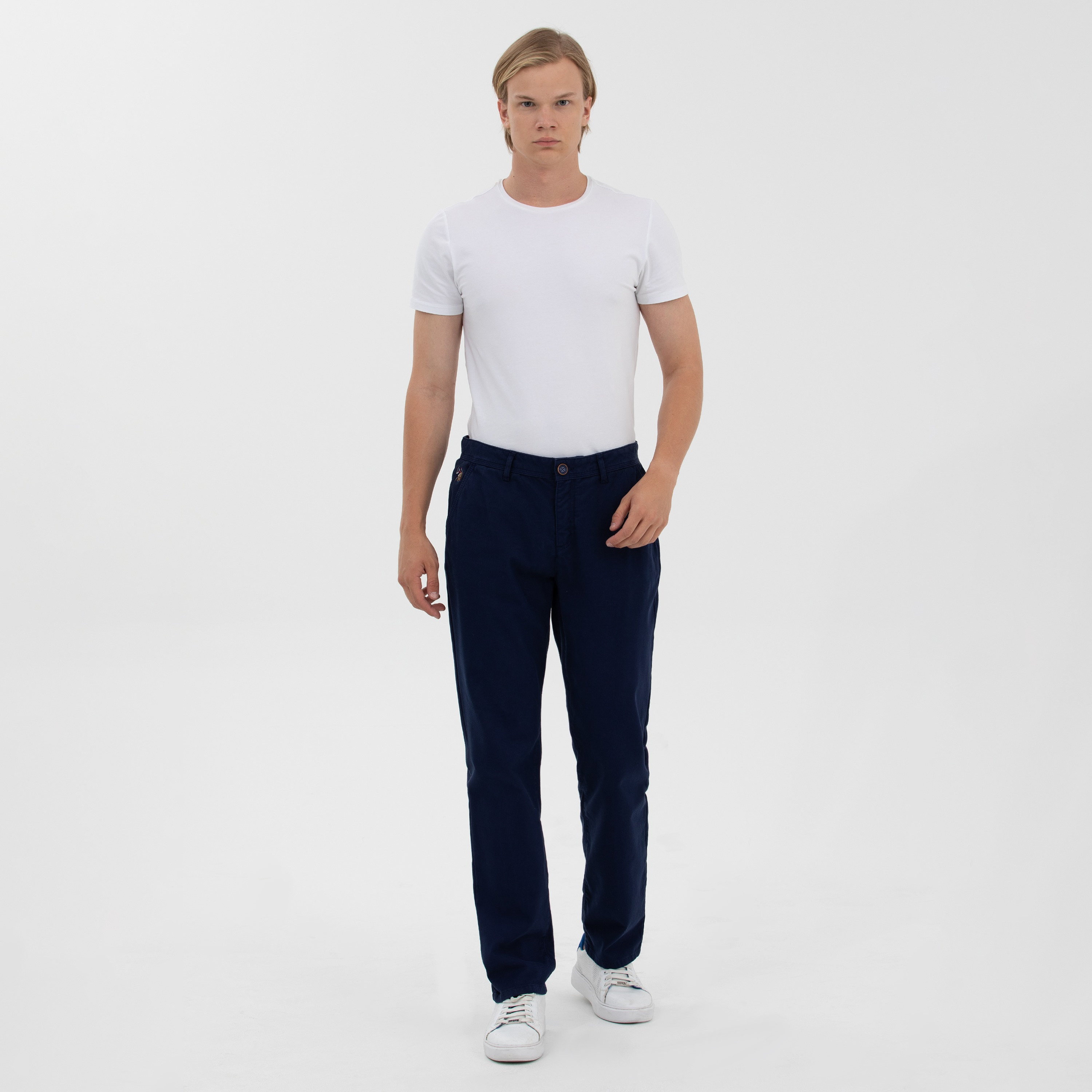  تشينوز من يو اس بولو اسن سادة بخصر متوسط مع مرتفع وجيب-men-clothing-bottoms-trousersandchinos-chinos-image-2