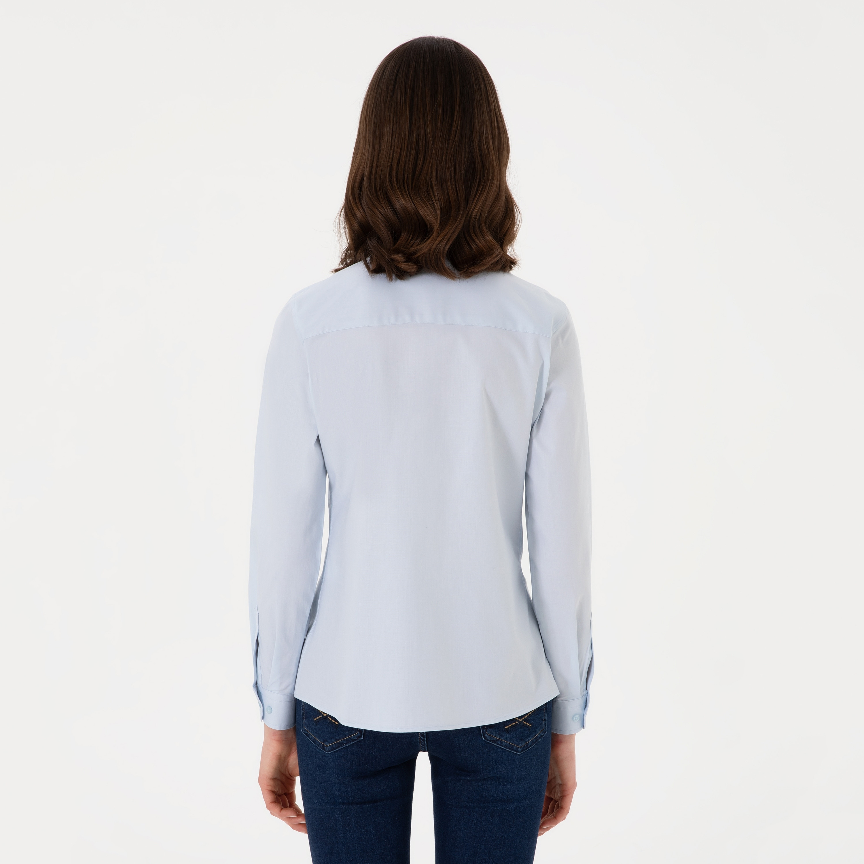 قميص بولو نسائي، بقصة ضيقة وياقة سادة وأكمام طويلة من يو إس بولو أسسن-women-clothing-shirtsandblouses-shirts-image-4