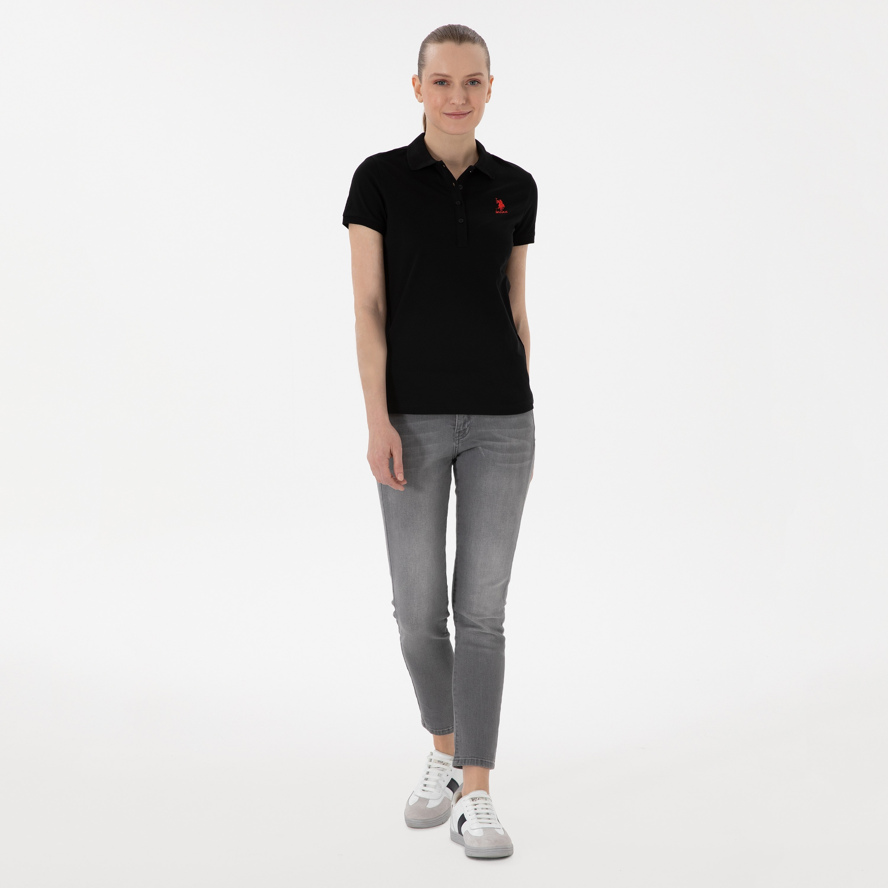 تي شيرت بولو نسائي، بقصة ضيقة وياقة سادة وأكمام قصيرة من يو إس بولو أسسن-women-clothing-tshirts-image-20