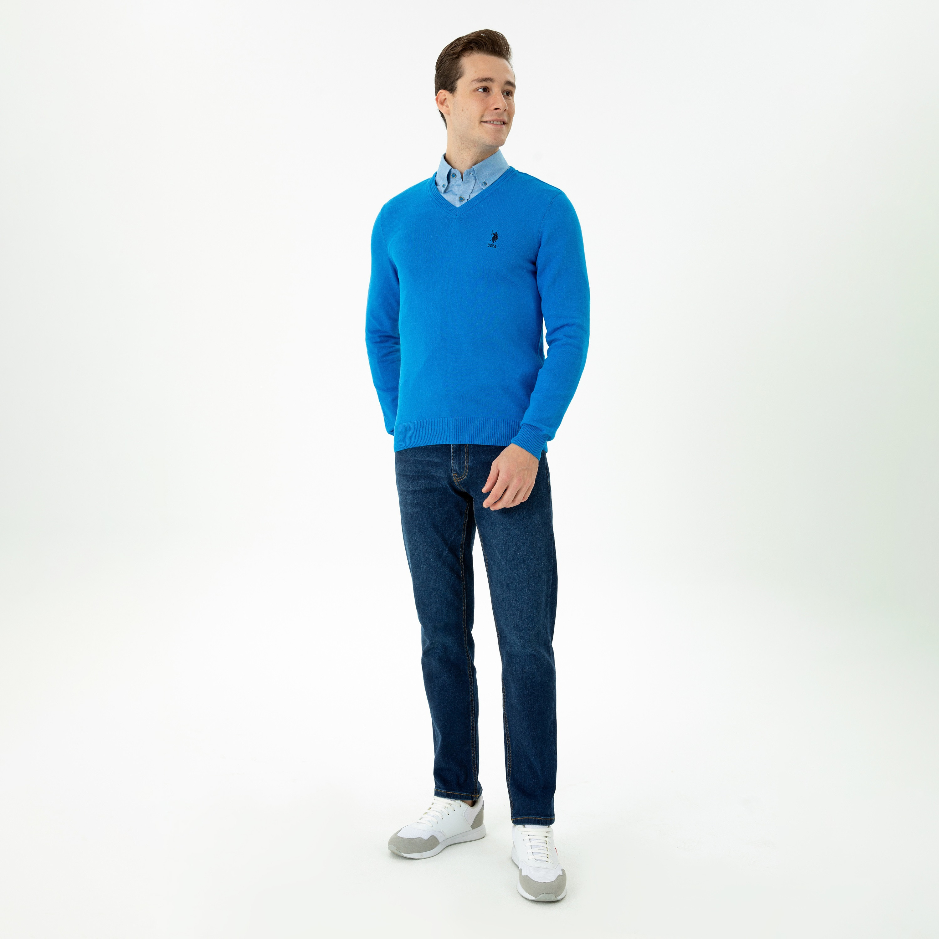 سترة جامبر من يو إس بولو أسن محبوكة بياقة على شكل وى مع أكمام طويلة-men-clothing-sweatersandpullovers-image-2