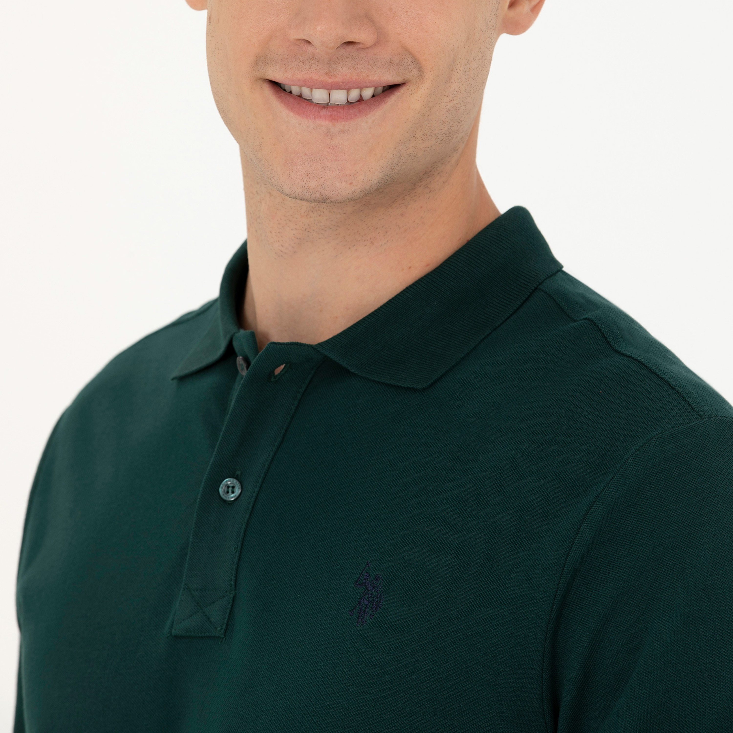 تيشيرت بولو بياقة وأكمام طويلة وبشعار ماركة يو إس بولو أسن-men-clothing-tshirtsandpolos-polos-image-3