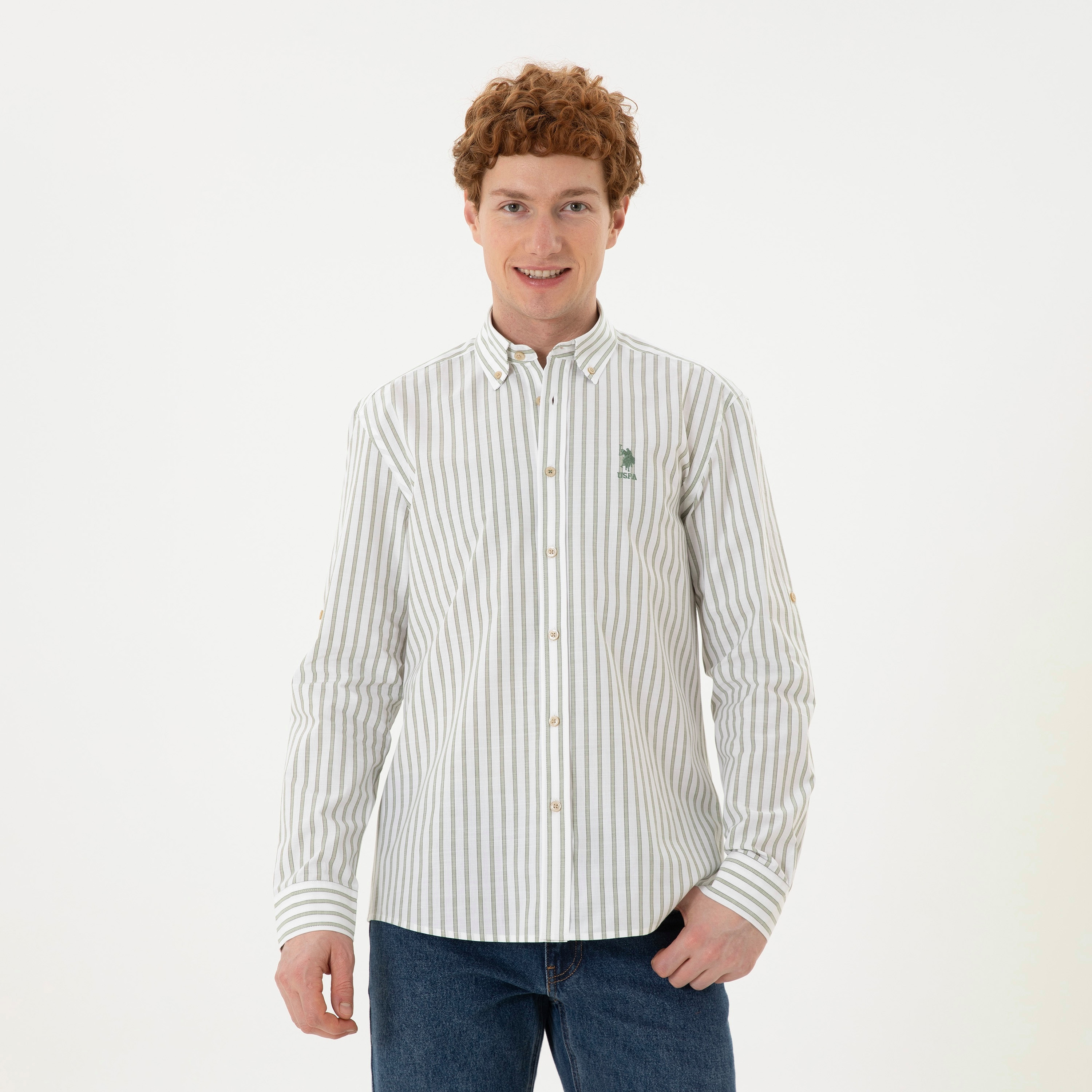 قميص كاجوال بأكمام قابلة للطي وياقة بأزرار من الأسفل مع مخطط من يو اس بولو اسن-men-clothing-shirts-image-3