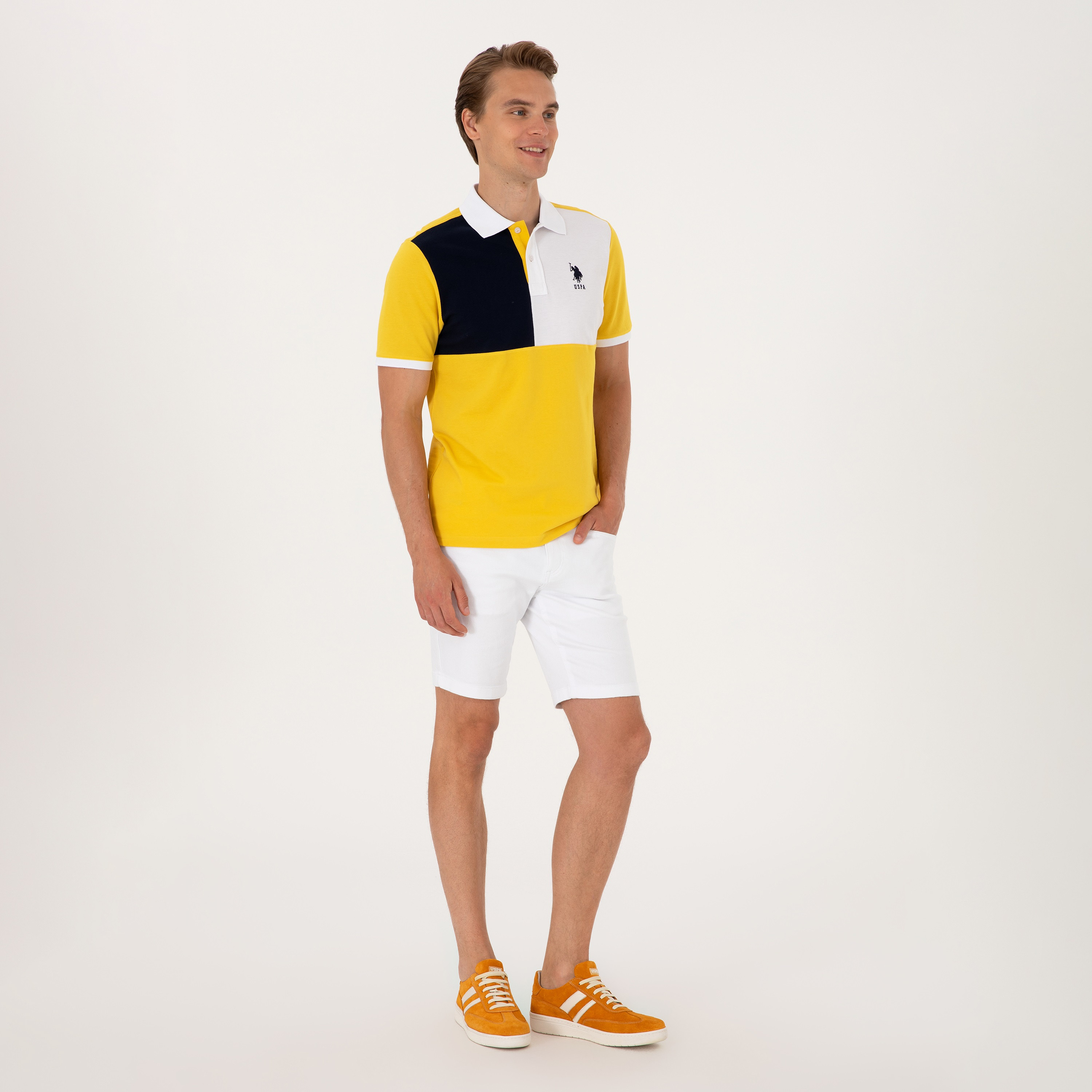 تيشيرت بولو رجالي بياقة وأكمام قصيرة بتصميم كتل ألوان من يو اس بولو-men-clothing-tshirtsandpolos-polos-image-2
