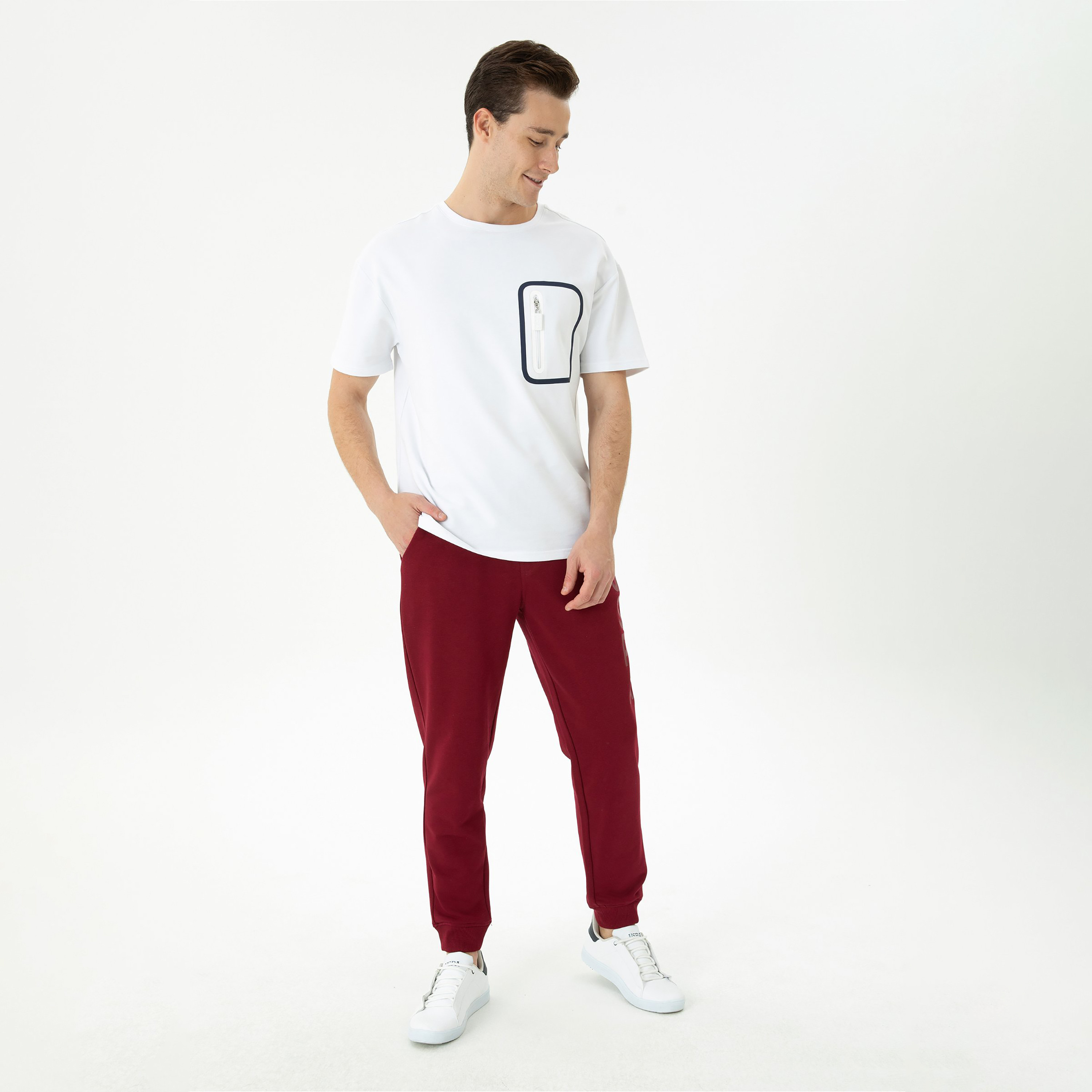 بنطال جوغرز برباط وخصر متوسط مع طبعة العلامة التجارية من يو إس بولو اسن-men-clothing-bottoms-joggers-image-6
