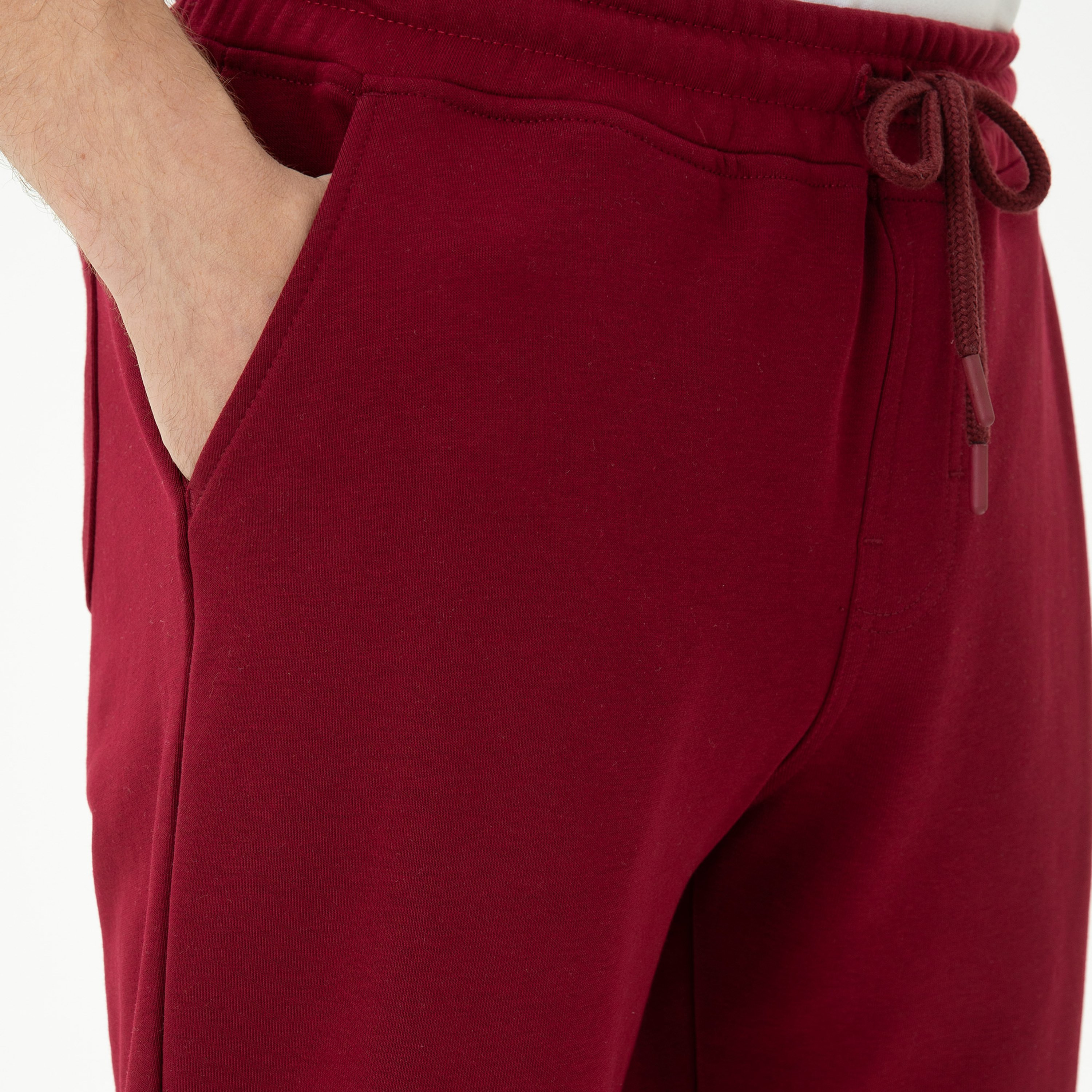 بنطال جوغرز برباط وخصر متوسط مع طبعة العلامة التجارية من يو إس بولو اسن-men-clothing-bottoms-joggers-image-7