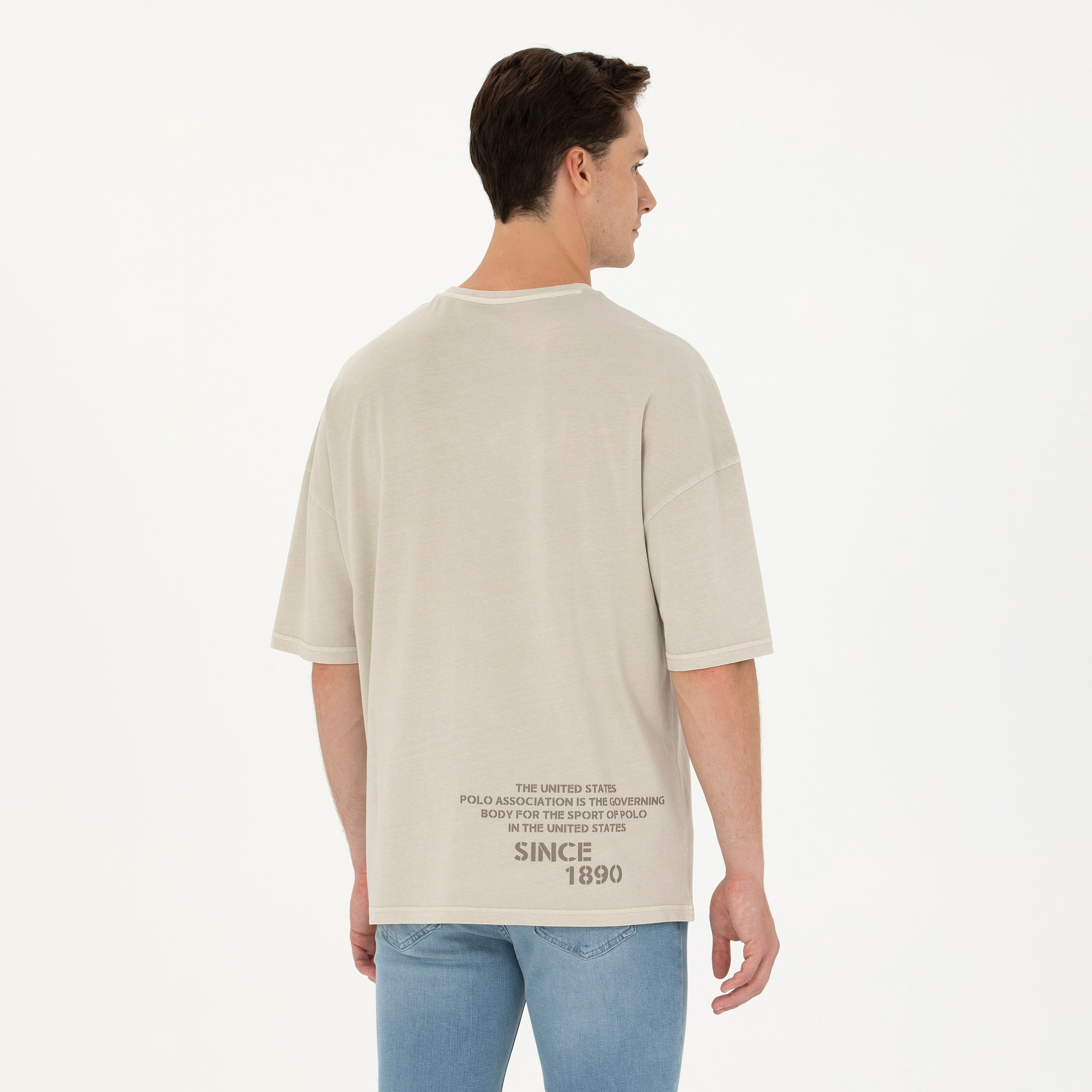 يو. اس. بولو اسن. تي شيرت بياقة دائرية مع طباعة العلامة التجارية وأكمام قصيرة-men-clothing-tshirtsandpolos-tshirts-image-4