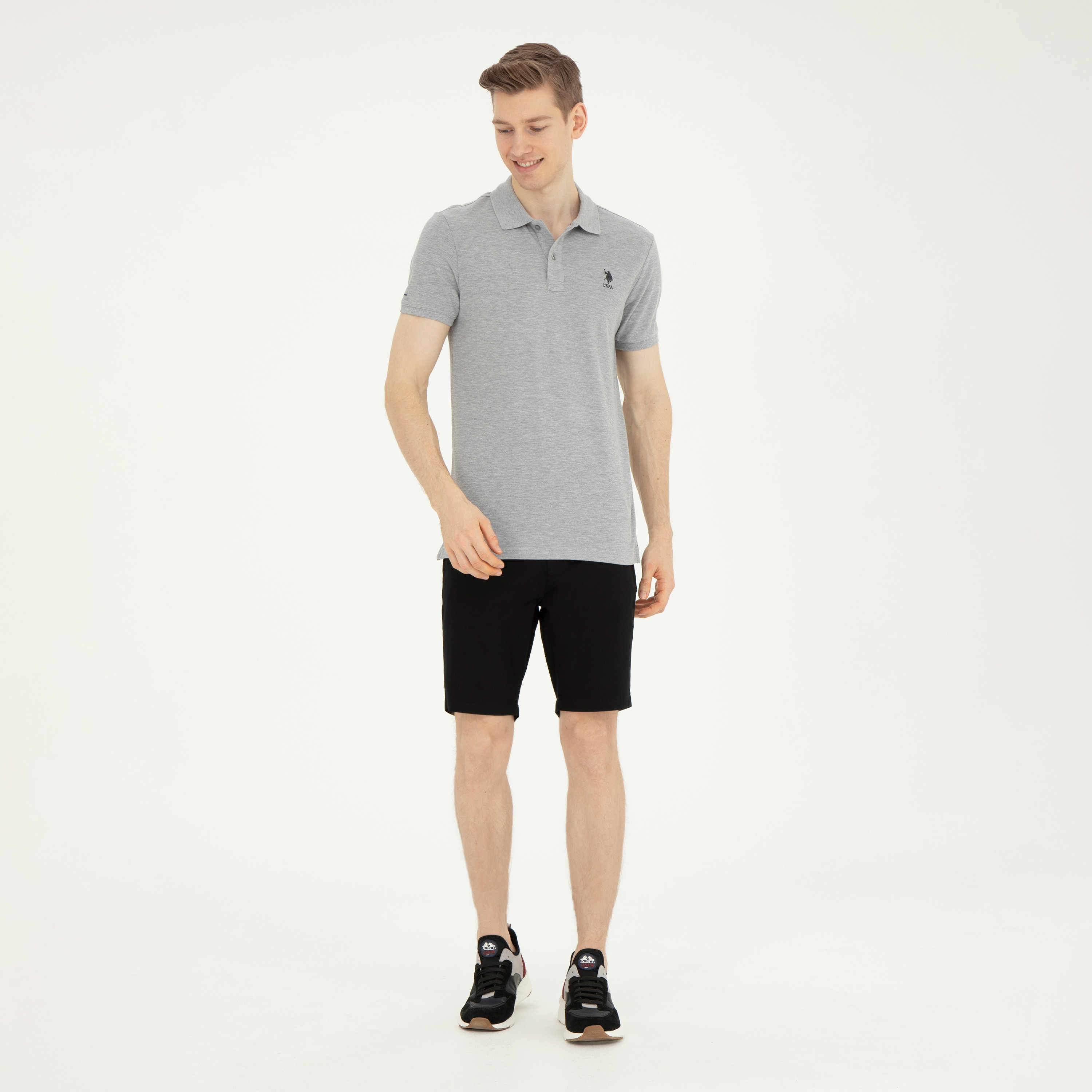 تيشيرت بولو بأكمام قصيرة بياقة بشعار مطرز بشعار U.S.Polo'Assn-men-clothing-tshirtsandpolos-polos-image-17