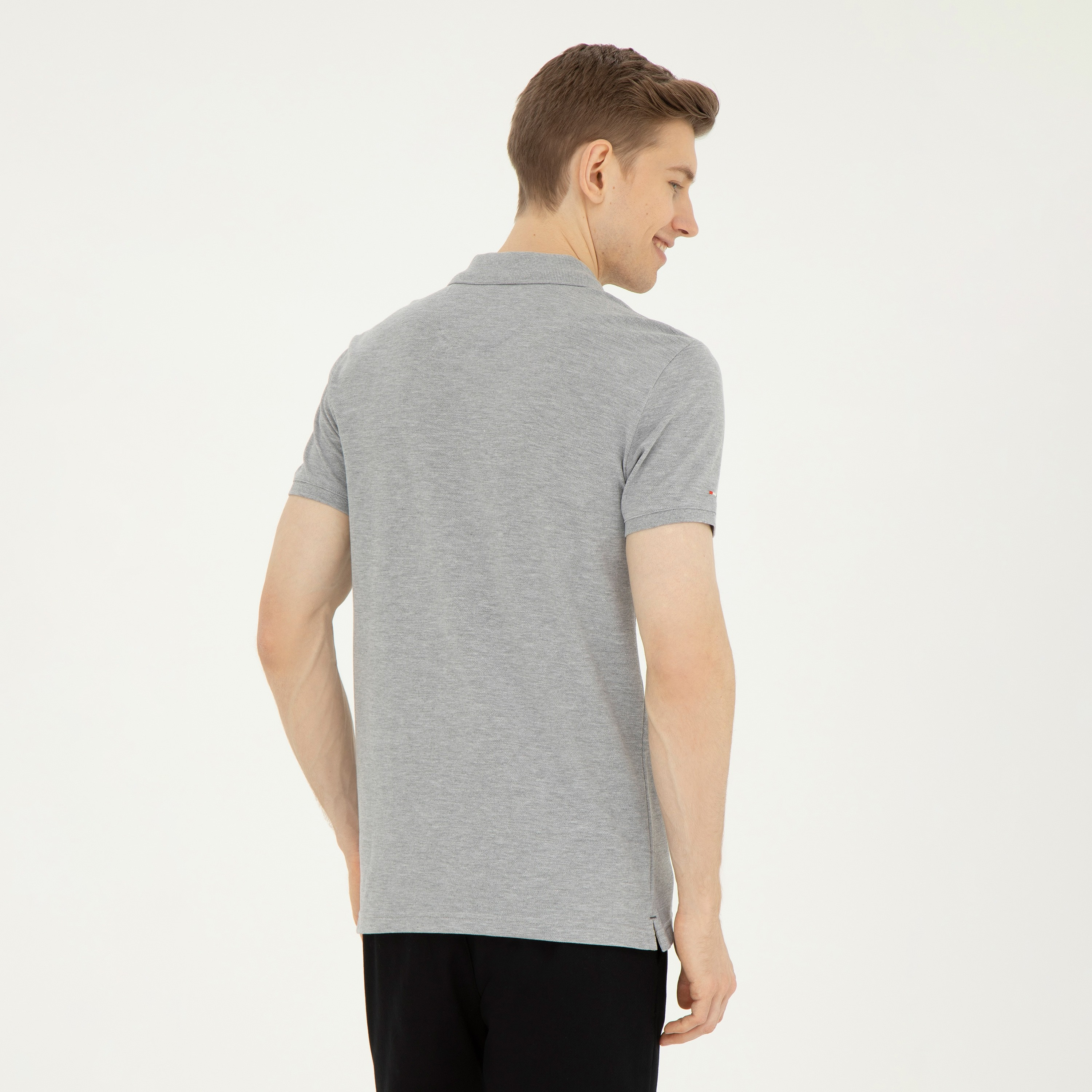 تيشيرت بولو بأكمام قصيرة بياقة بشعار مطرز بشعار U.S.Polo'Assn-men-clothing-tshirtsandpolos-polos-image-19