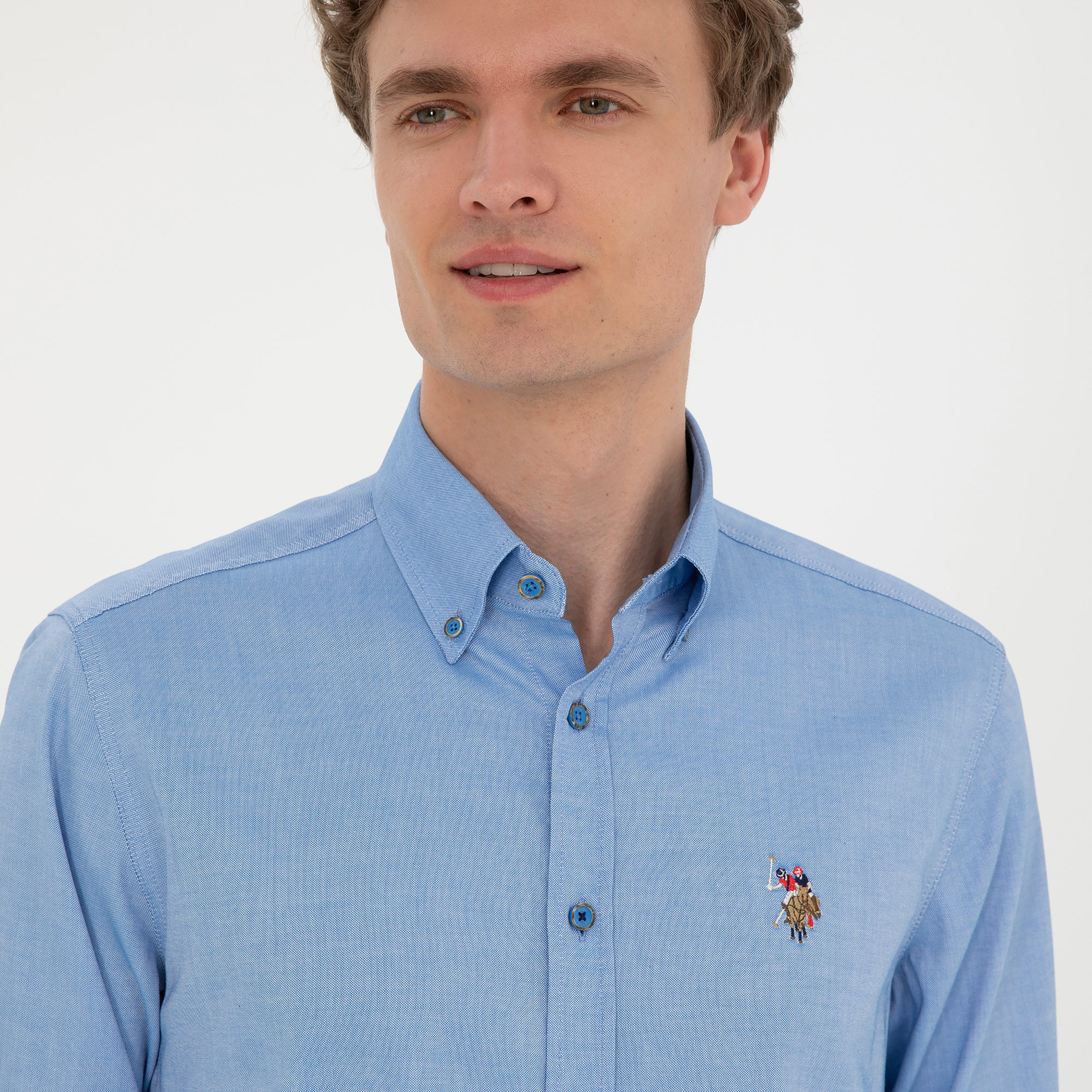 قميص U.S.Polo'Assn مقاس مطرز بشعار مطرز وياقة بأكمام طويلة-men-clothing-shirts-image-6