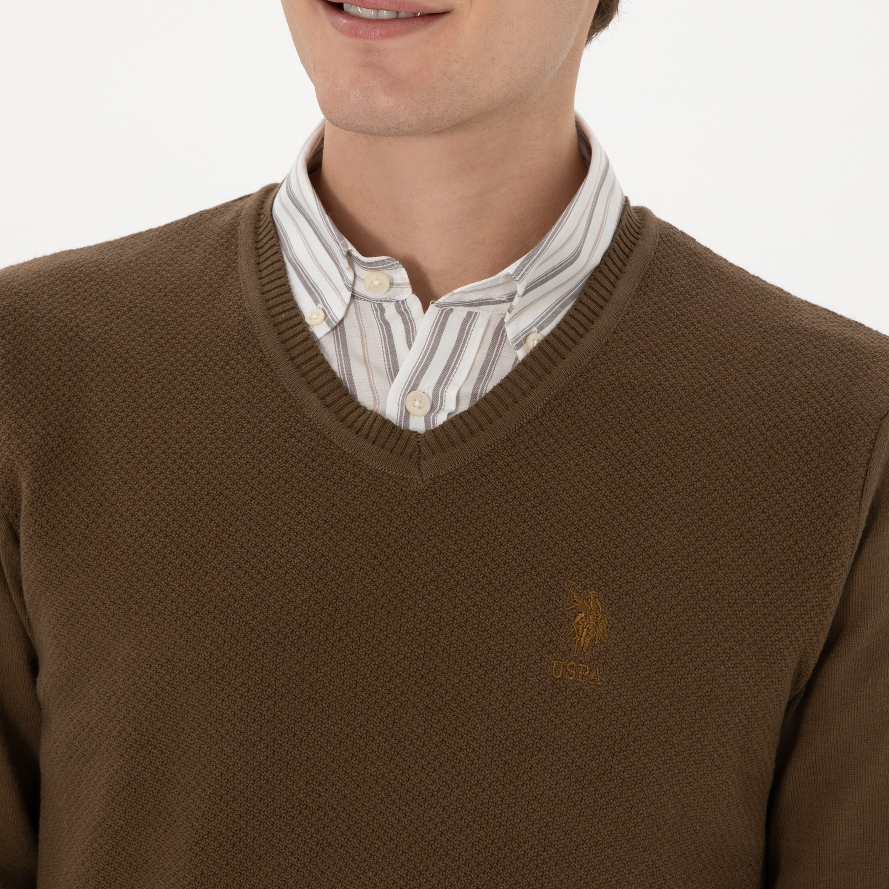 U.S. Polo Assn Textured V-Neck Long Sleeves Men's Sweater-men-clothing-sweatersandpullovers-image-15
