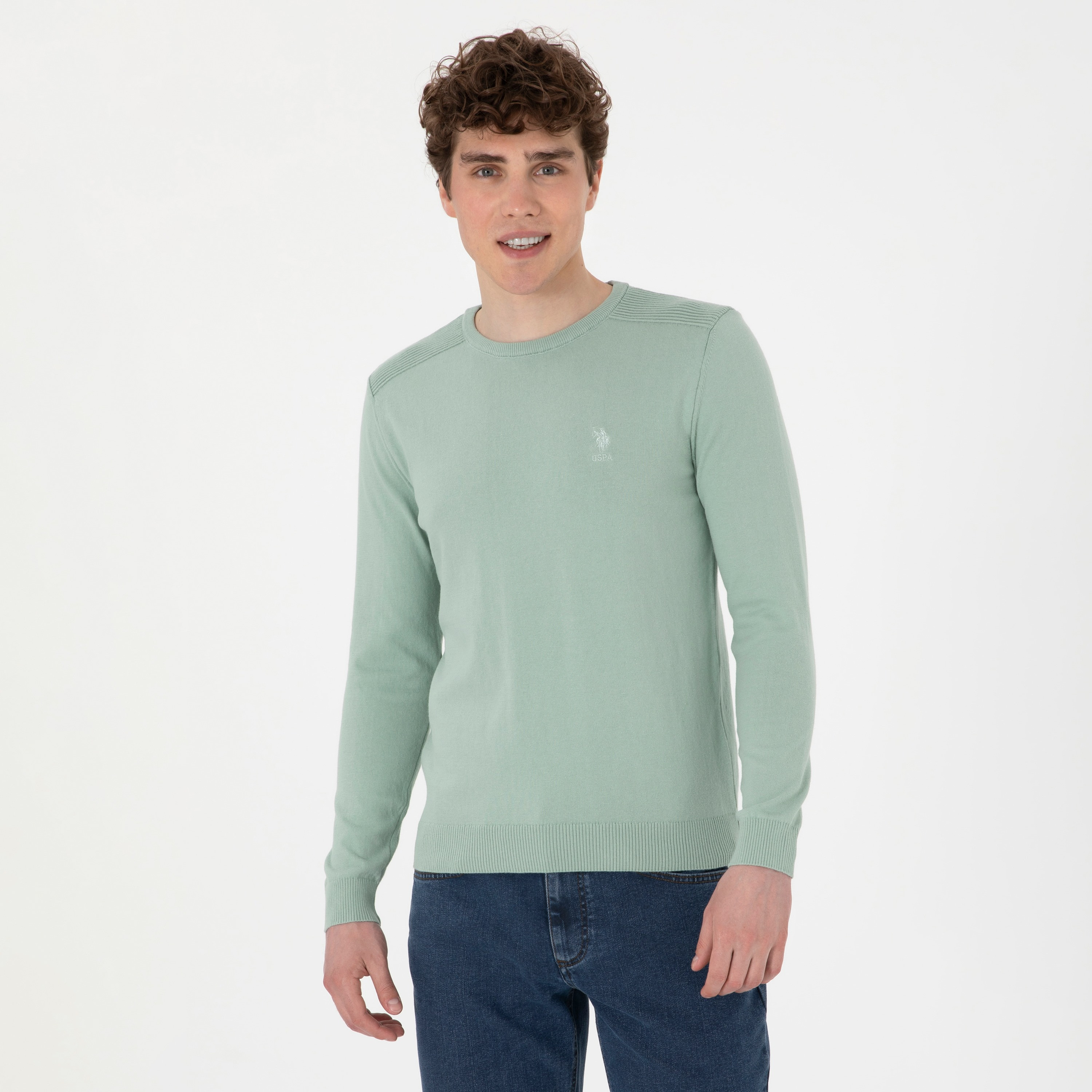سترة رجالية برقبة دائرية سادة بأكمام طويلة من يو اس بولو-men-clothing-sweatersandpullovers-image-9