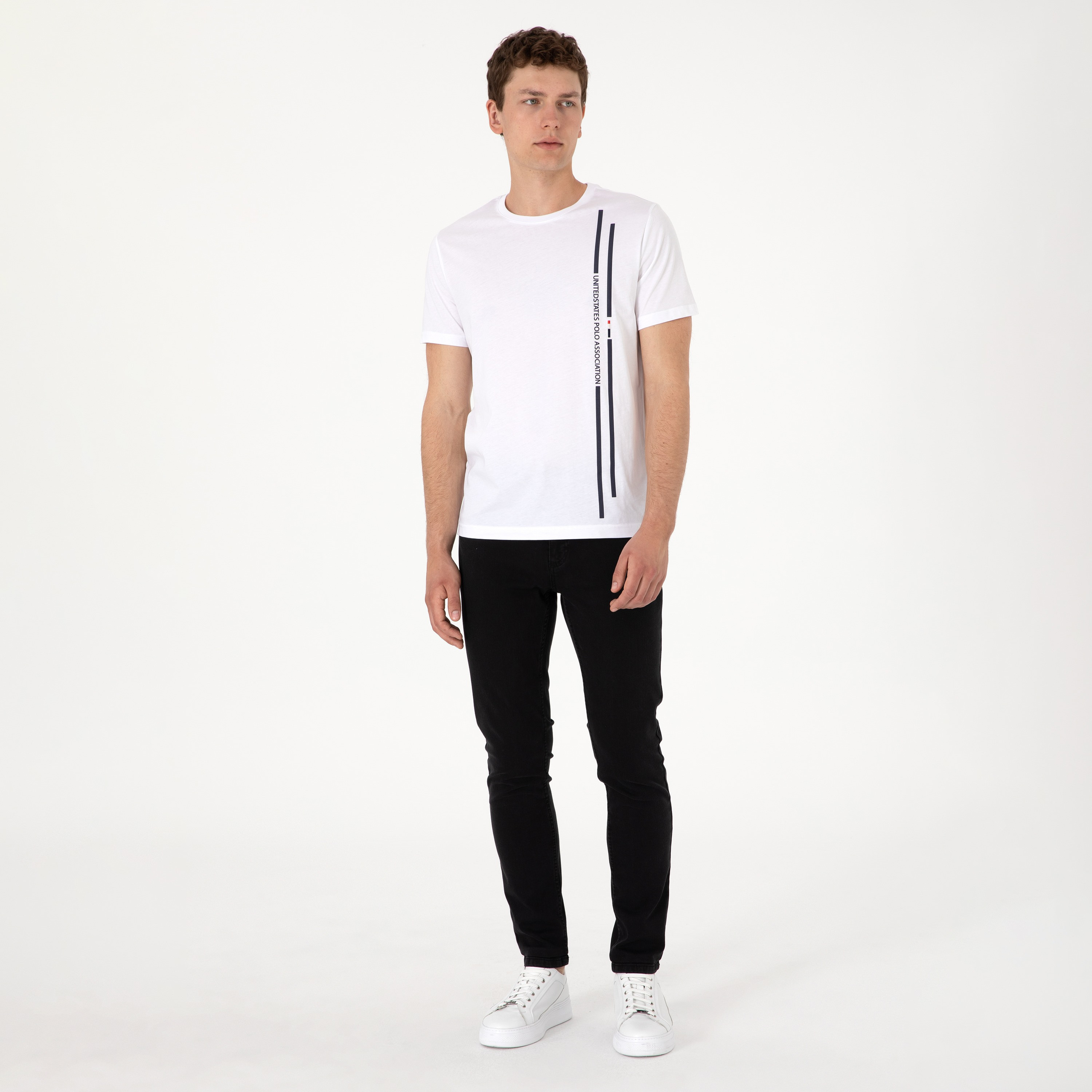 تيشيرت رجالي برقبة دائرية وأكمام قصيرة بتفاصيل مخططة من يو اس بولو-men-clothing-tshirtsandpolos-tshirts-image-6