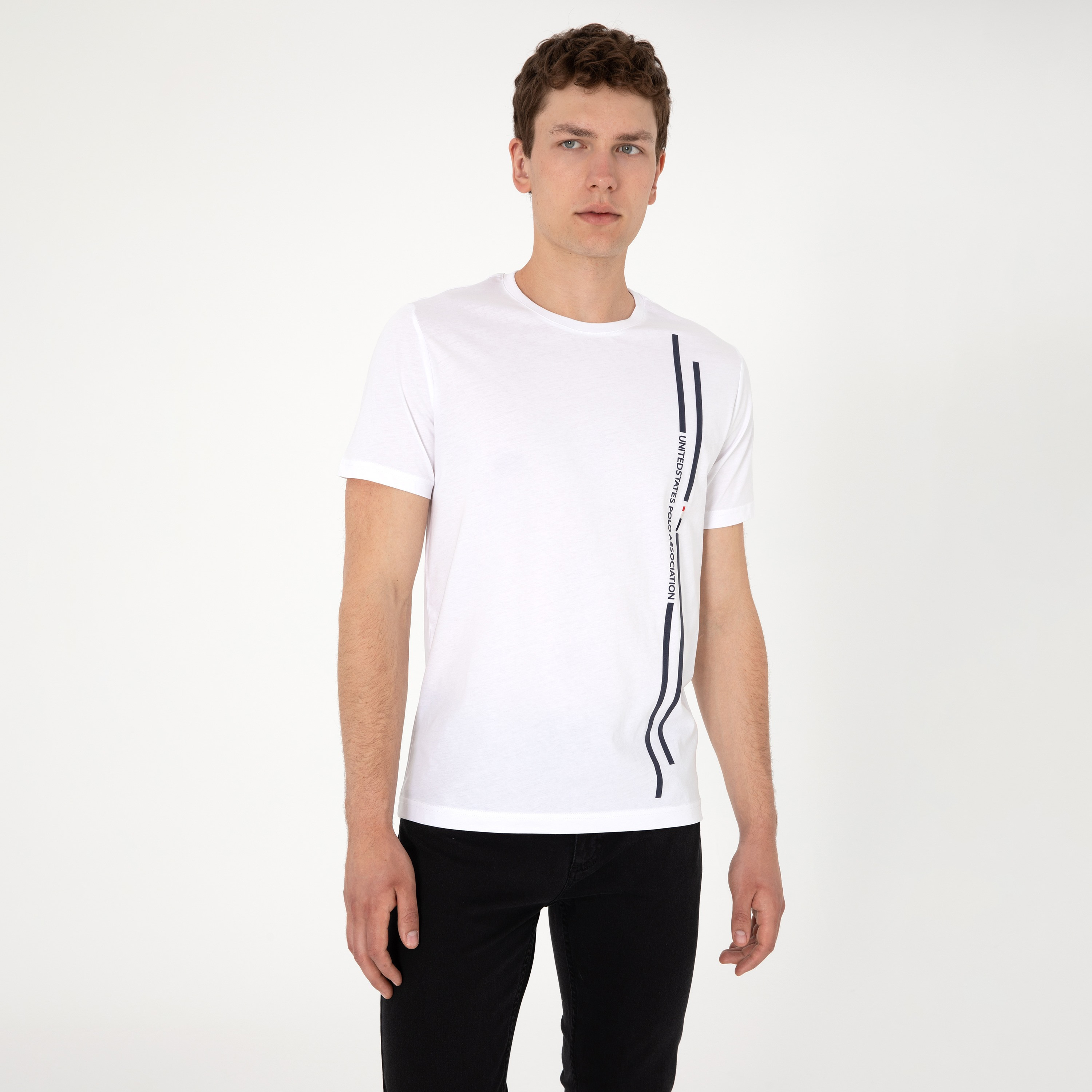 تيشيرت رجالي برقبة دائرية وأكمام قصيرة بتفاصيل مخططة من يو اس بولو-men-clothing-tshirtsandpolos-tshirts-image-8