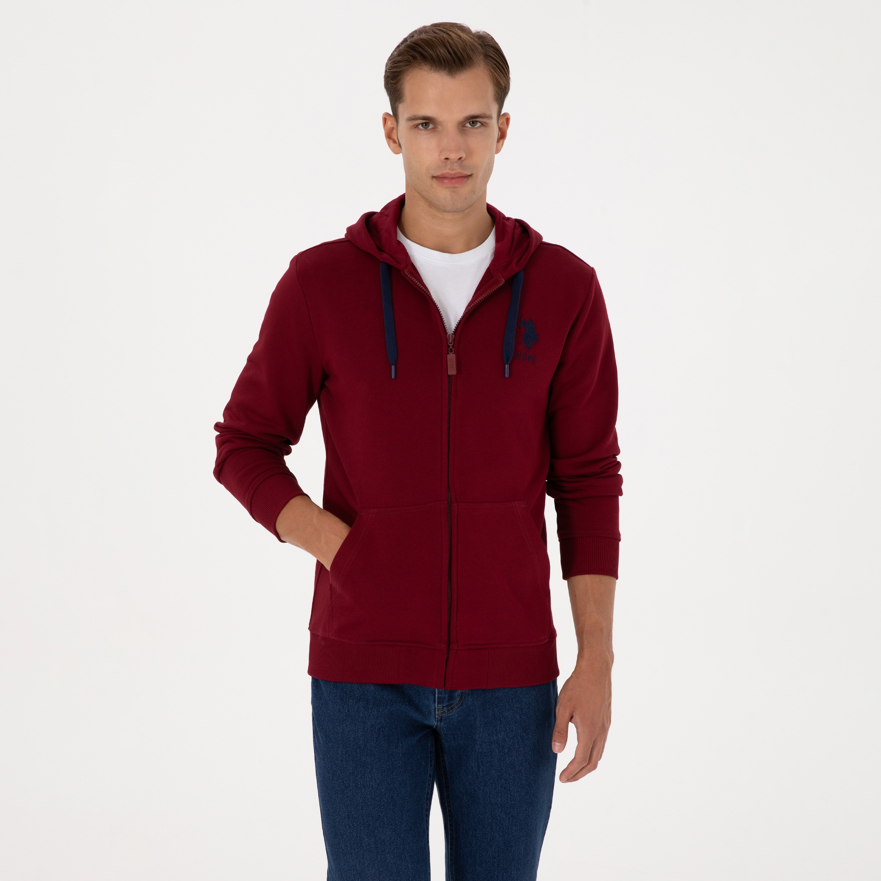 سويت شيرت رجالي بسحاب أمامي وبغطاء رأس سادة بأكمام طويلة من يو اس بولو-men-winterwear-hoodiesandsweatshirts-image-1