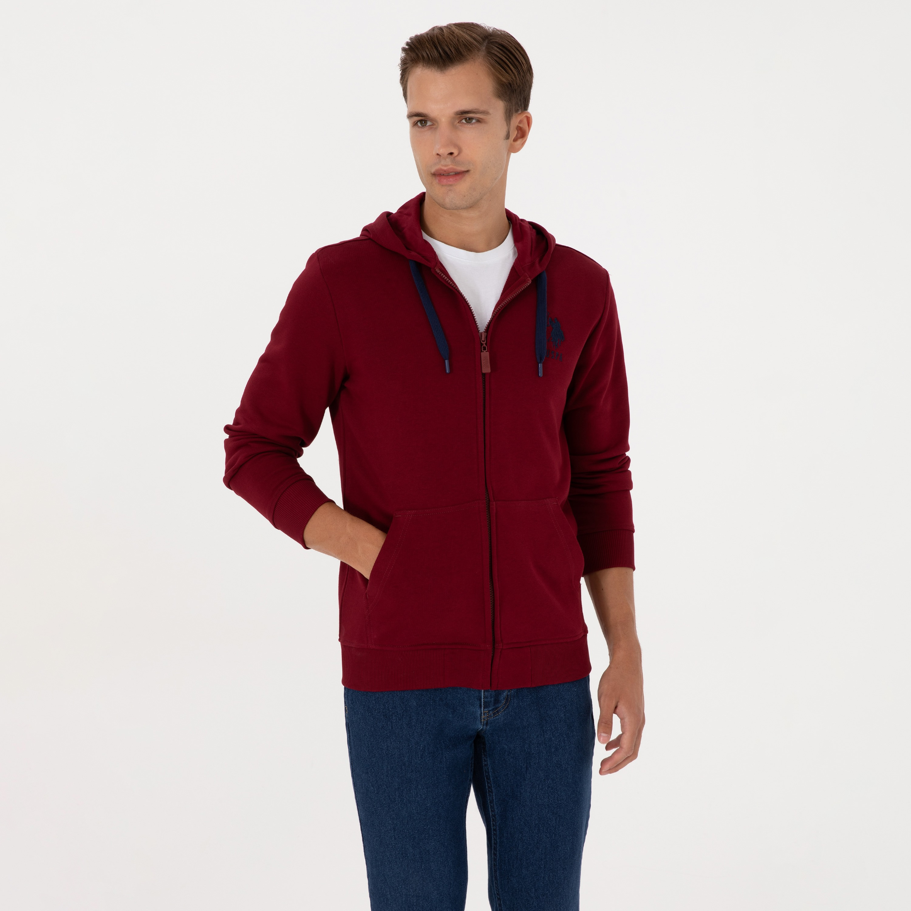 سويت شيرت رجالي بسحاب أمامي وبغطاء رأس سادة بأكمام طويلة من يو اس بولو-men-winterwear-hoodiesandsweatshirts-image-4
