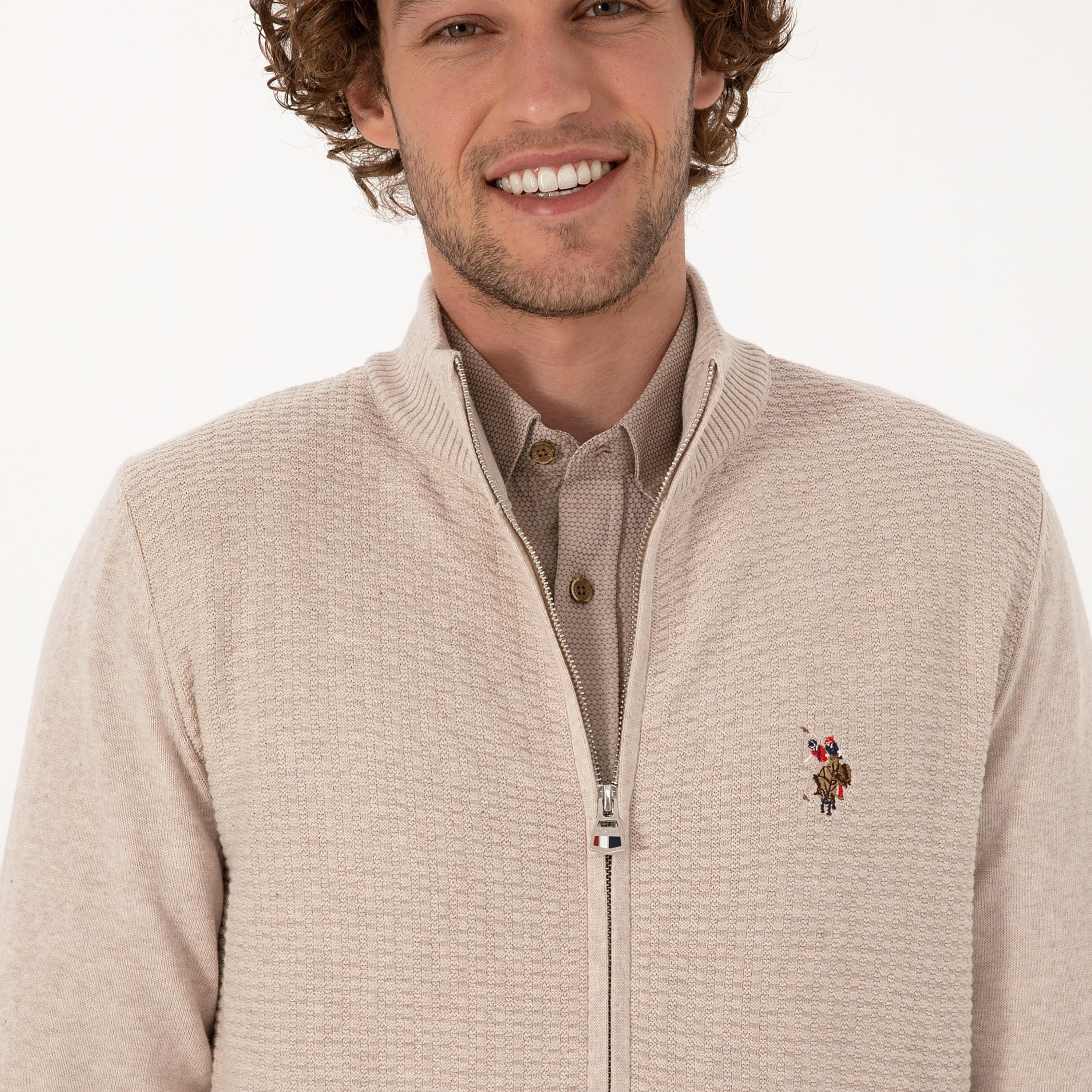 كارديجان رجالي بياقة قائمة محبوكة وأكمام طويلة من يو إس بولو أسسن-men-clothing-sweatersandpullovers-image-23