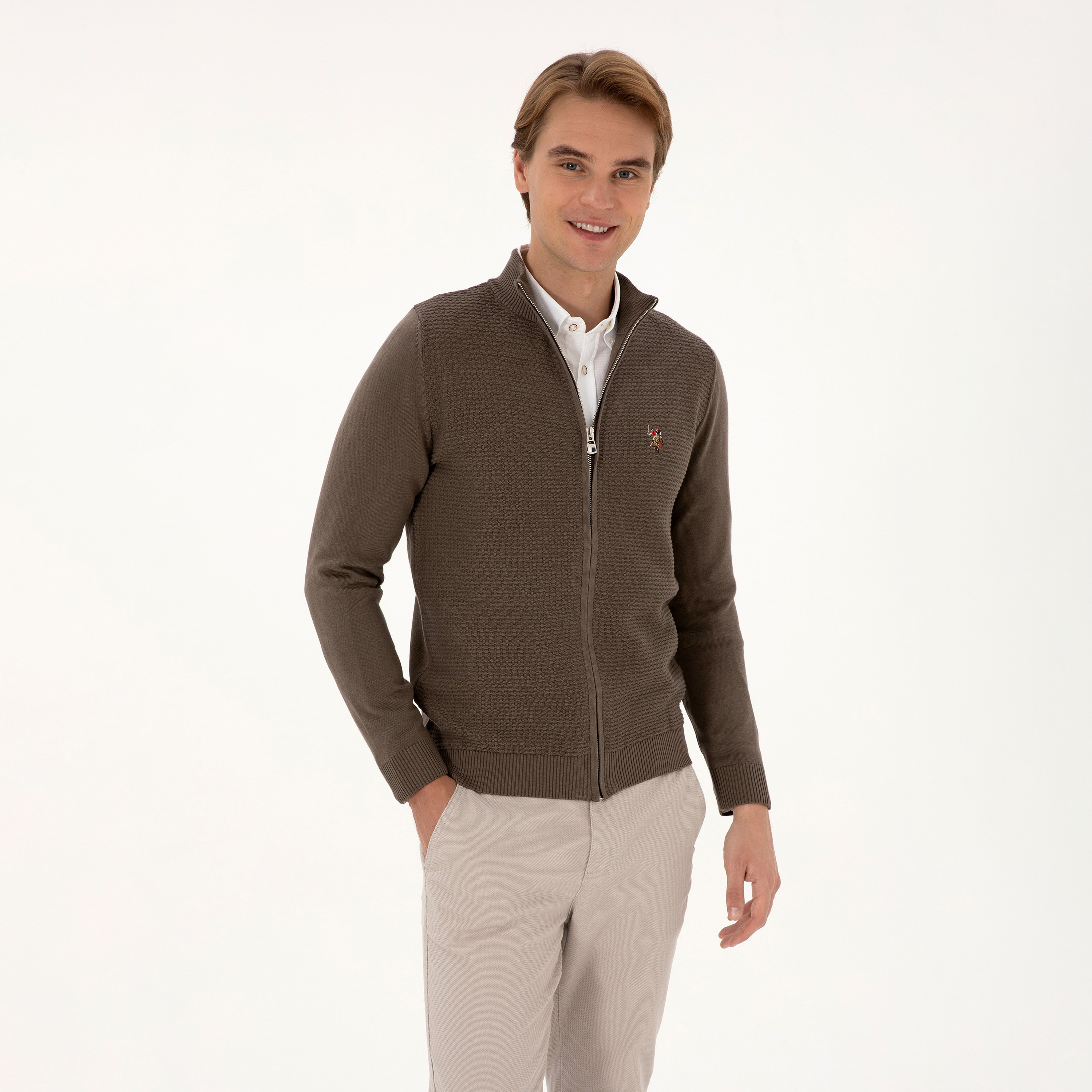 كارديجان رجالي بياقة قائمة محبوكة وأكمام طويلة من يو إس بولو أسسن-men-clothing-sweatersandpullovers-image-25